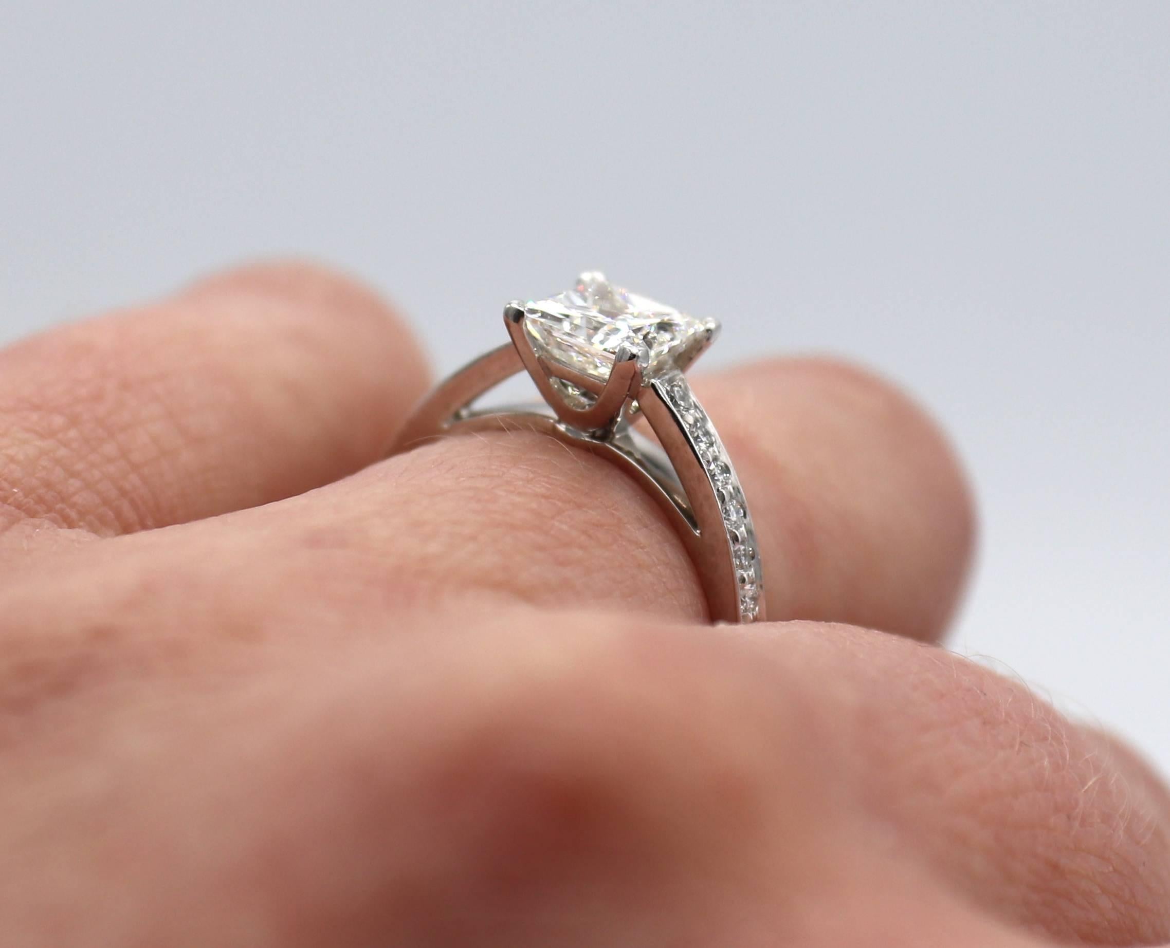 Women's Tiffany & Co. 1.08 Carat H VVS1 Princess Cut Diamond Platinum Engagement Ring