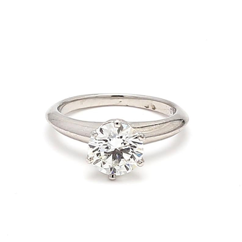 Tiffany & Co 1.09 Carat Round Brilliant Diamond Platinum Engagement Ring For Sale 5