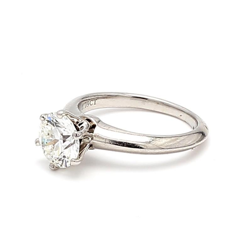 Tiffany & Co 1.09 Carat Round Brilliant Diamond Platinum Engagement Ring For Sale 3