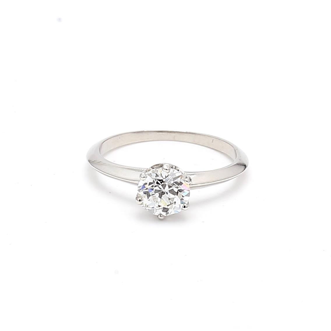 Designer :
Tiffany & Co
Titre :
Tiffany & Co, bague de fiançailles en platine avec diamant taille européenne ancienne de 1,12 carat F VS2
Le style :
Engagement
Métal :
Platine
Pierre précieuse 1 :
Diamant de 1,12 carat
Nombre de pierres :
1
Couleur