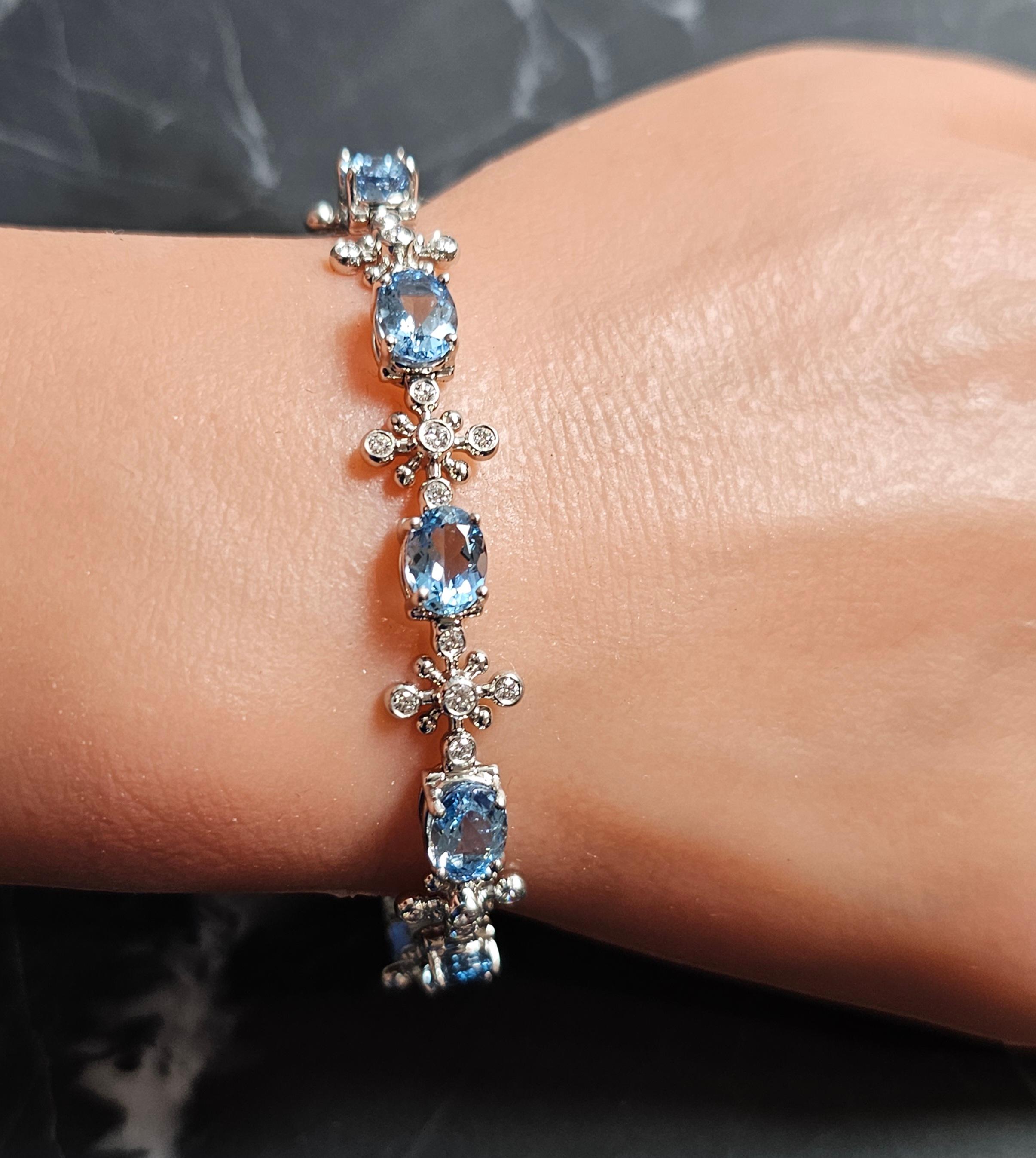  Tiffany & Co. Bracelet flocon de neige en platine, aigue-marine 11,2 carats et diamant 1,05 carat Unisexe 
