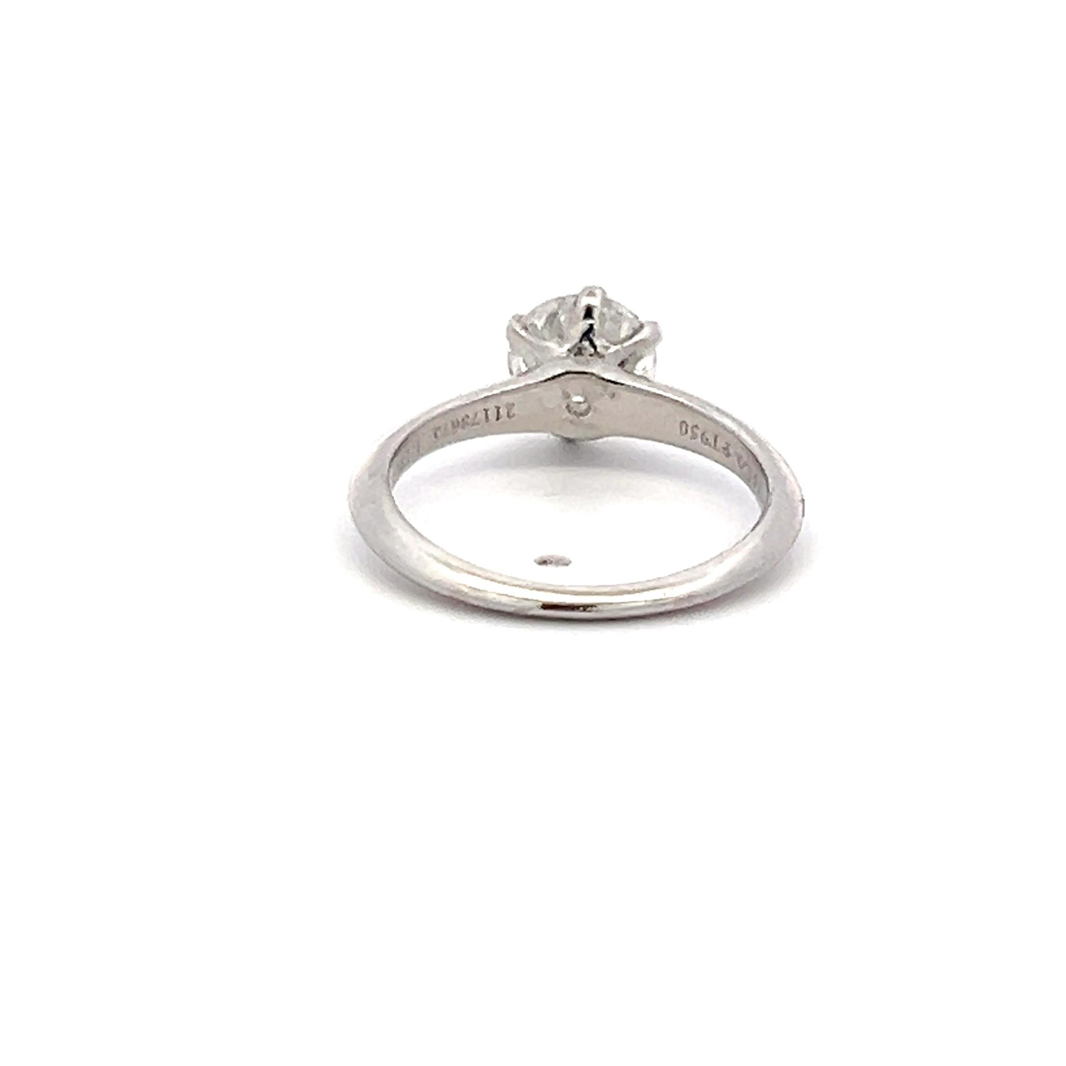 Round Cut Tiffany & Co 1.13 Carat Round Brilliant G SI1 Diamond Platinum Engagement Ring For Sale