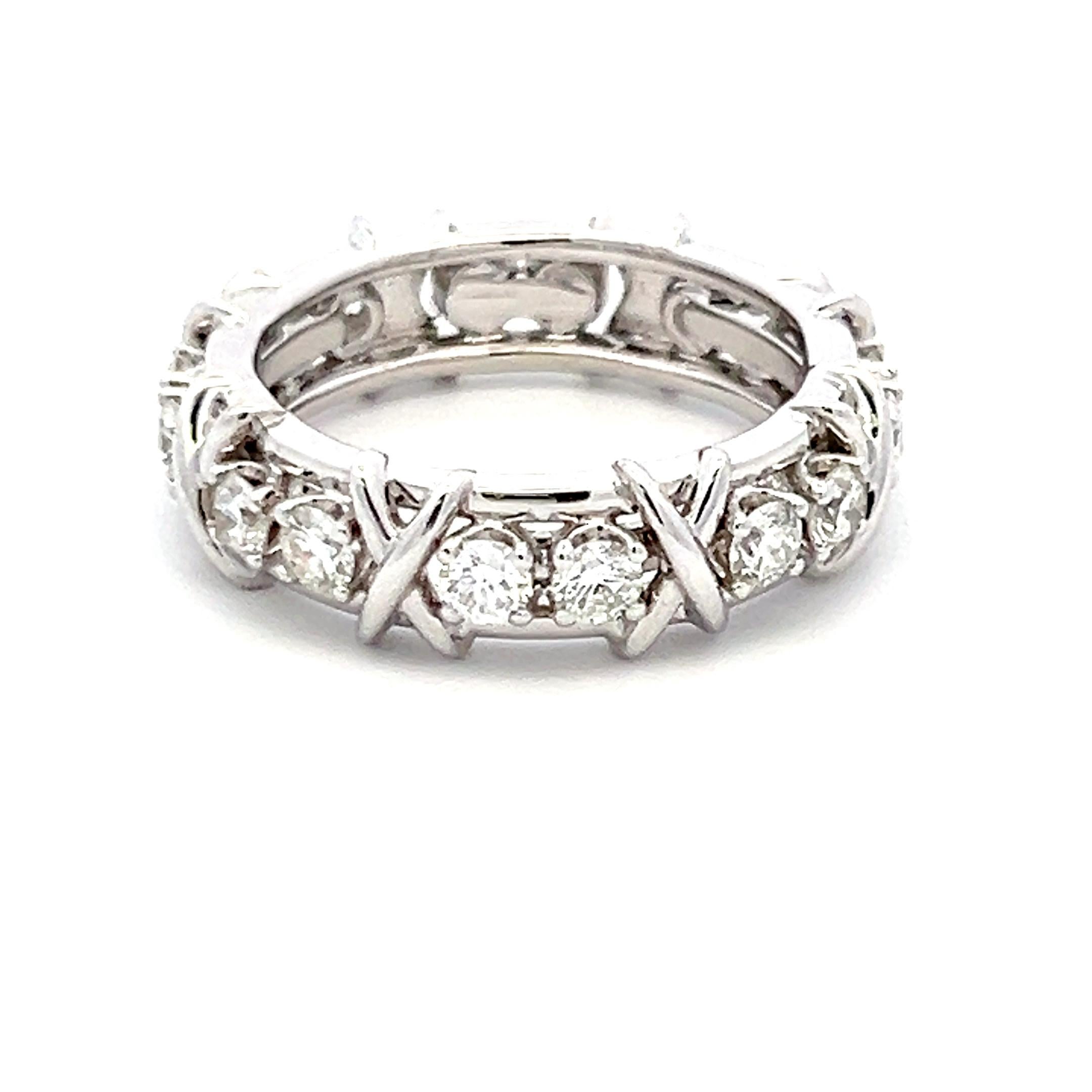 Tiffany & Co. 1.14ct F VS1 Diamante in Platino X-Design Anello Eternità in vendita 4