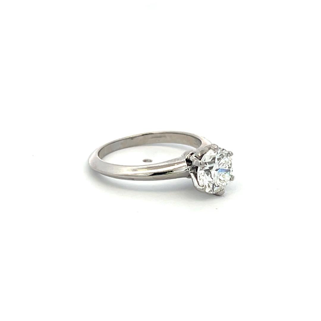 Tiffany & Co. Anello di fidanzamento in platino con diamante tondo brillante G VS1 da 1,18 carati in vendita 3