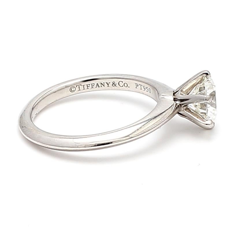 Tiffany & Co 1.20 Carat Round Brilliant Diamond Platinum Engagement Ring In Good Condition For Sale In New York, NY