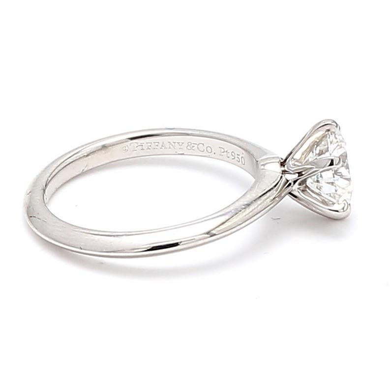 Tiffany & Co 1.20 Carat Round Brilliant F VS1 Diamond Platinum Engagement Ring In Good Condition For Sale In New York, NY