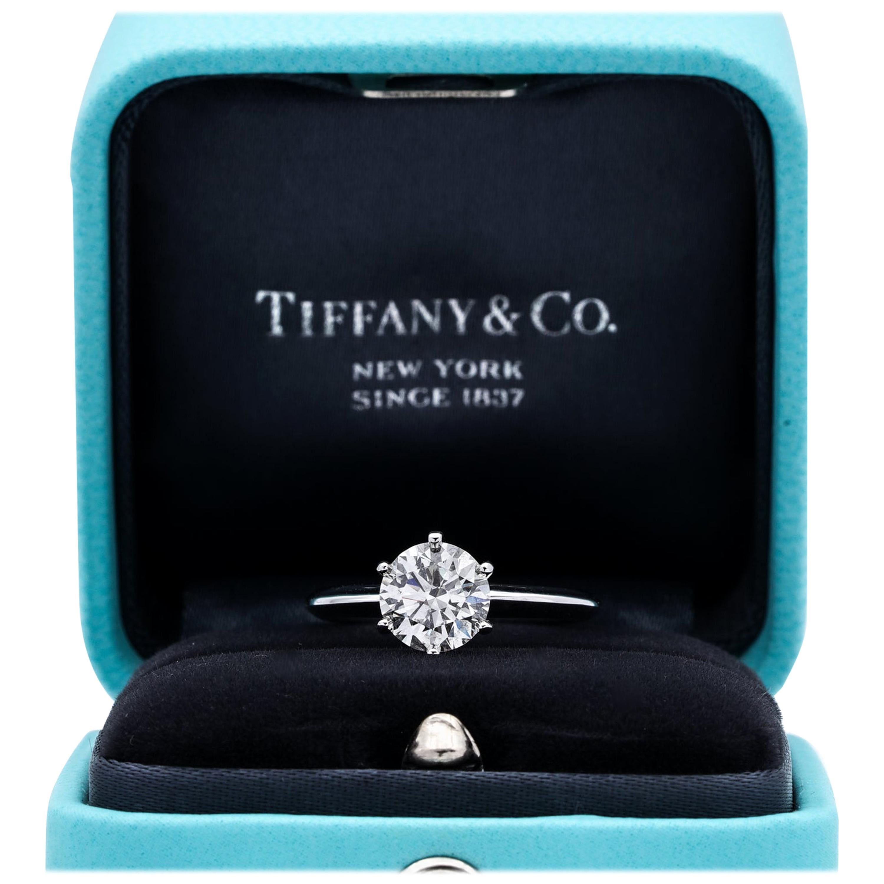 Tiffany & Co. 1.22 Carat Center I VS2 Round Brilliant Solitaire Engagement Ring