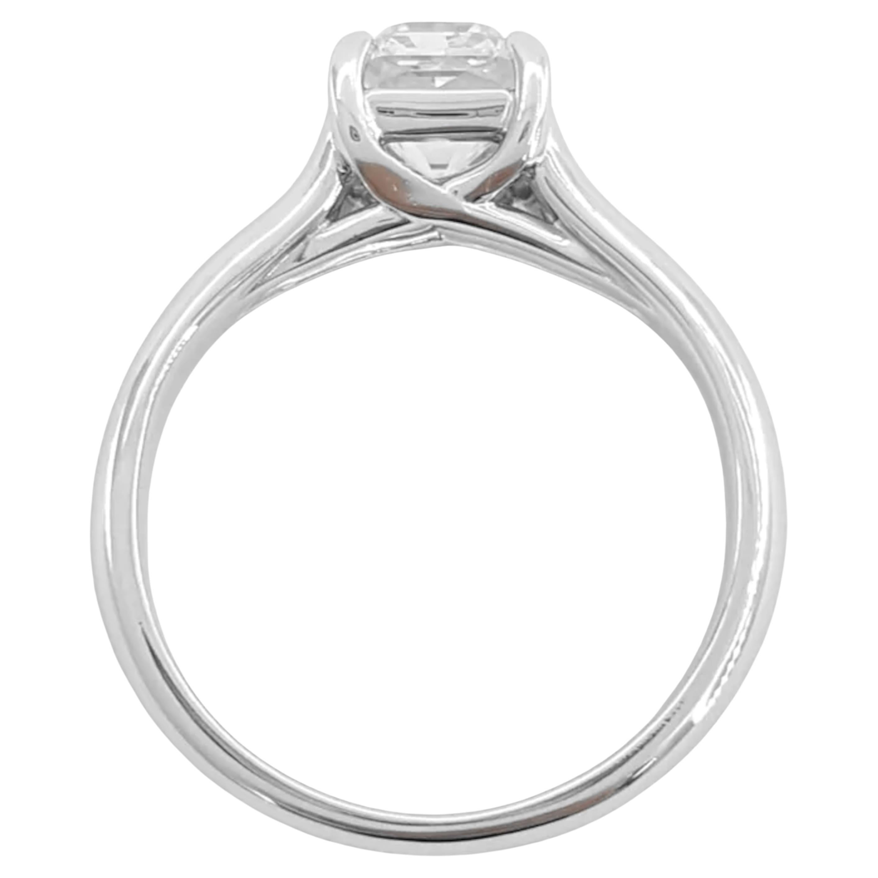 da uomo o donna Tiffany & Co. Anello con diamante quadrato taglio Brilliante Lucida in platino da 1.24 carati in vendita