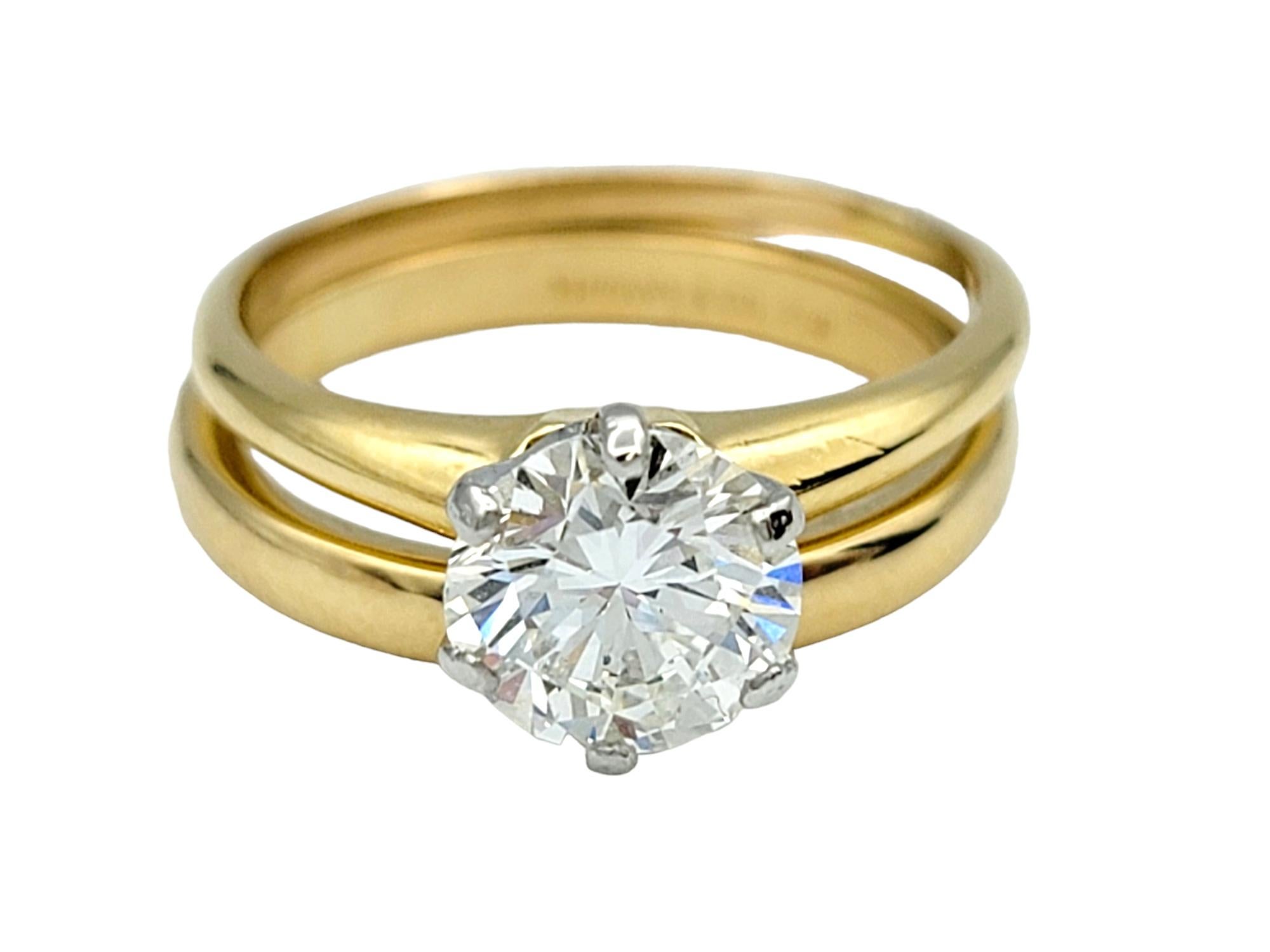Contemporary Tiffany & Co. 1.28 Carat Diamond Solitaire Ring with Wedding Band in 18K Gold For Sale