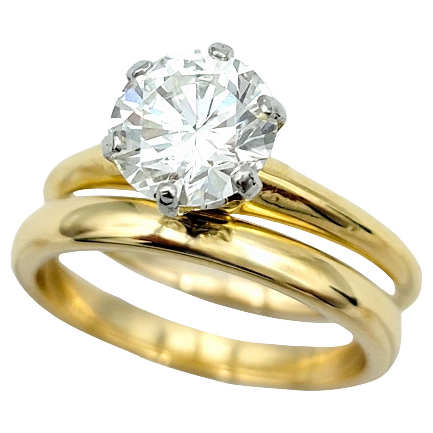 Tiffany & Co. 1.28 Carat Diamond Solitaire Ring with Wedding Band in 18K Gold For Sale