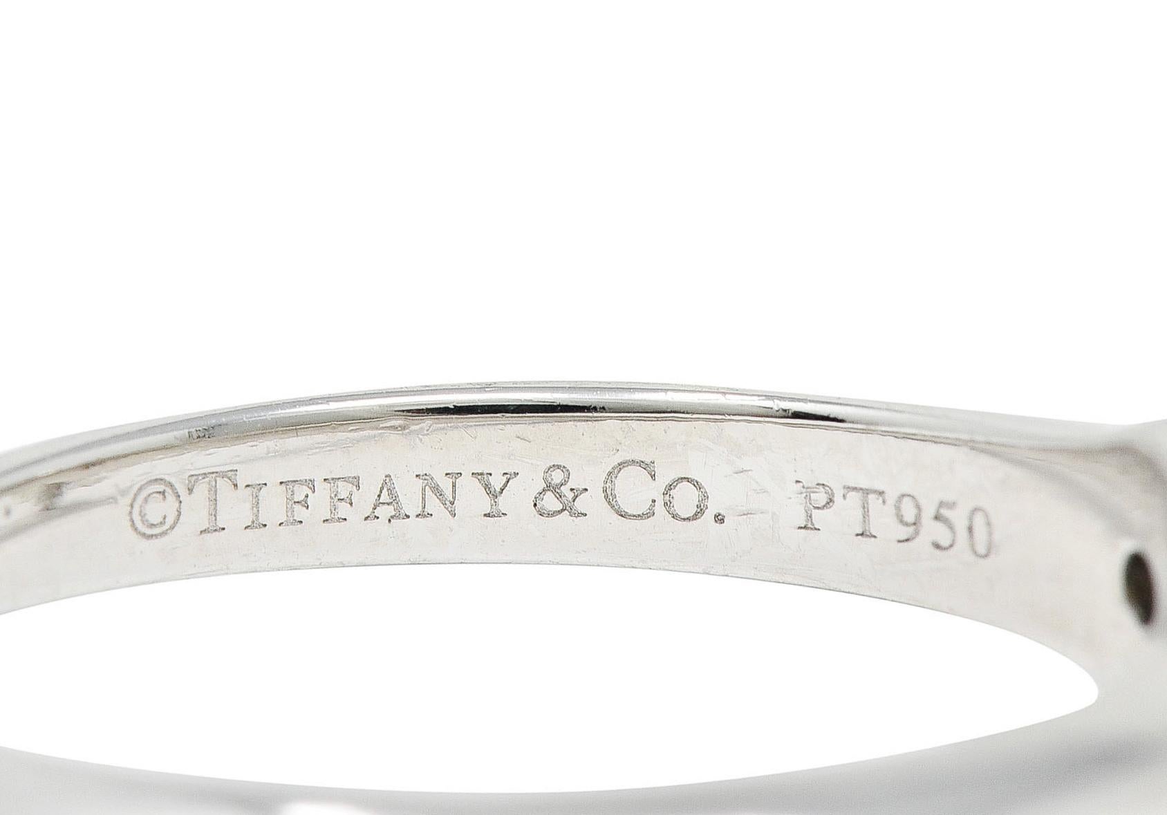 Tiffany & Co, bague de fiançailles solitaire en platine avec diamants de 1,29 carat en vente 3