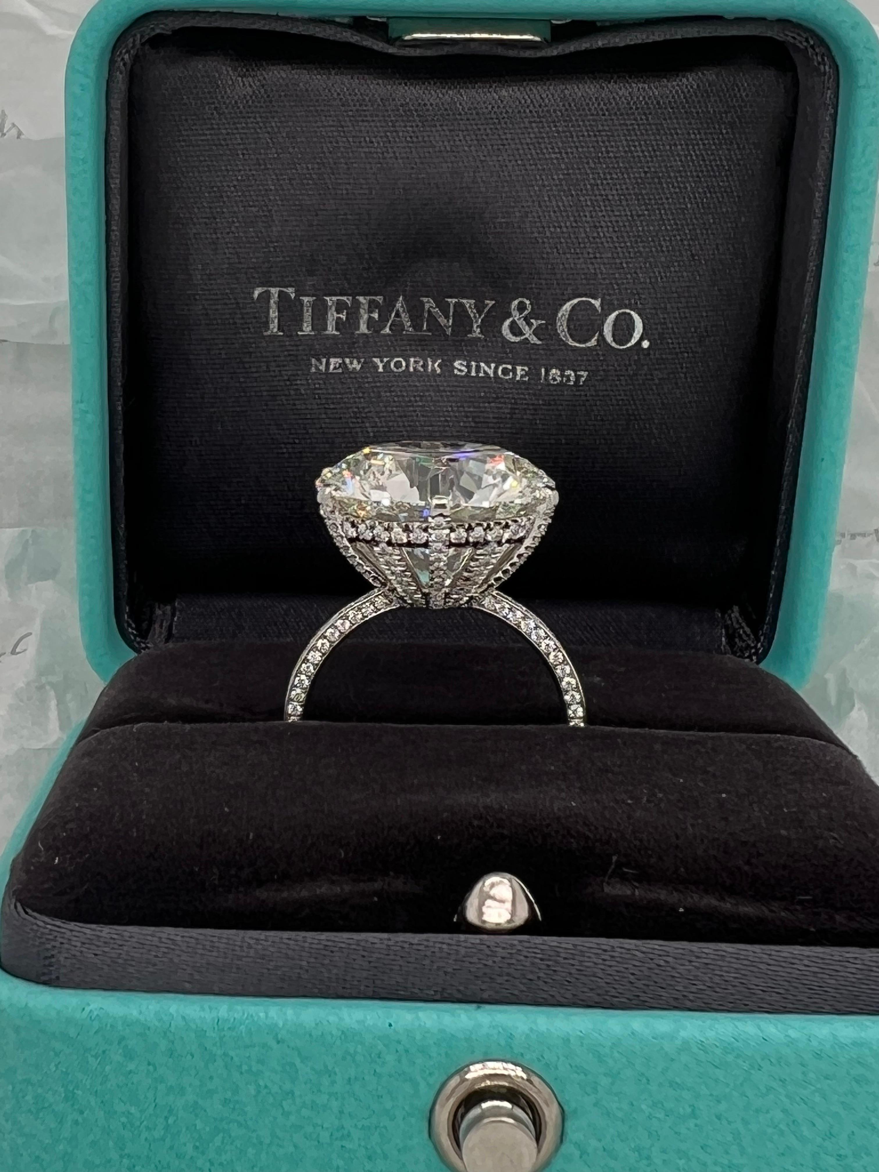 Women's or Men's Tiffany & Co. 13 Carat Diamond Engagement Ring