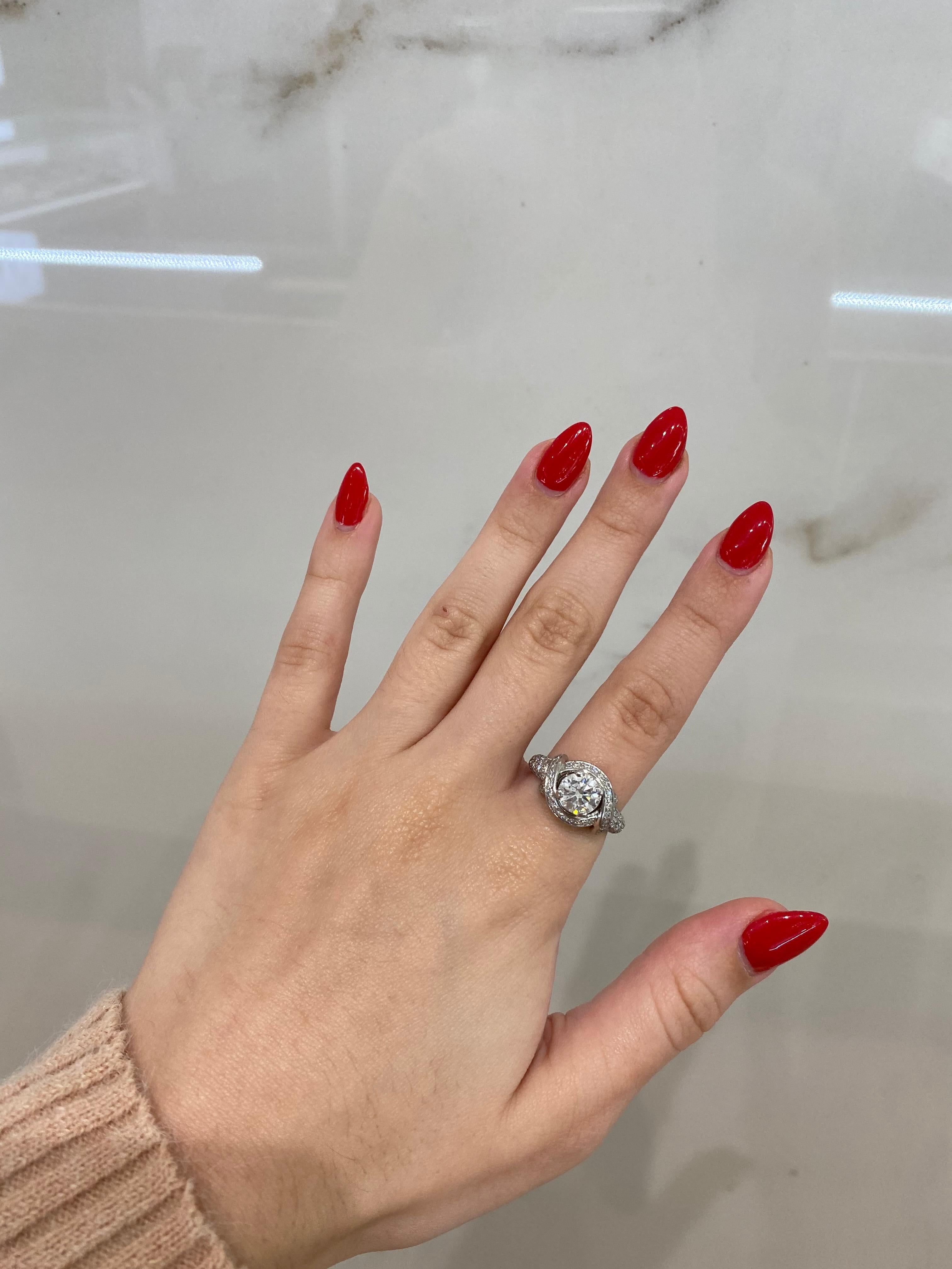 Tiffany & Co. 1.32 Carat Round Brilliant Ring with 1.43ctw Accent Diamonds In New Condition In Houston, TX