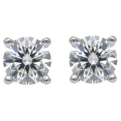 TIFFANY & Co. 1.33 ct Round Brilliant Diamond Stud Earrings in Platinum