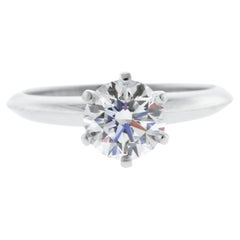 Tiffany & Co., bague de fiançailles et alliance à bord couteau en diamant de 1,34 carat