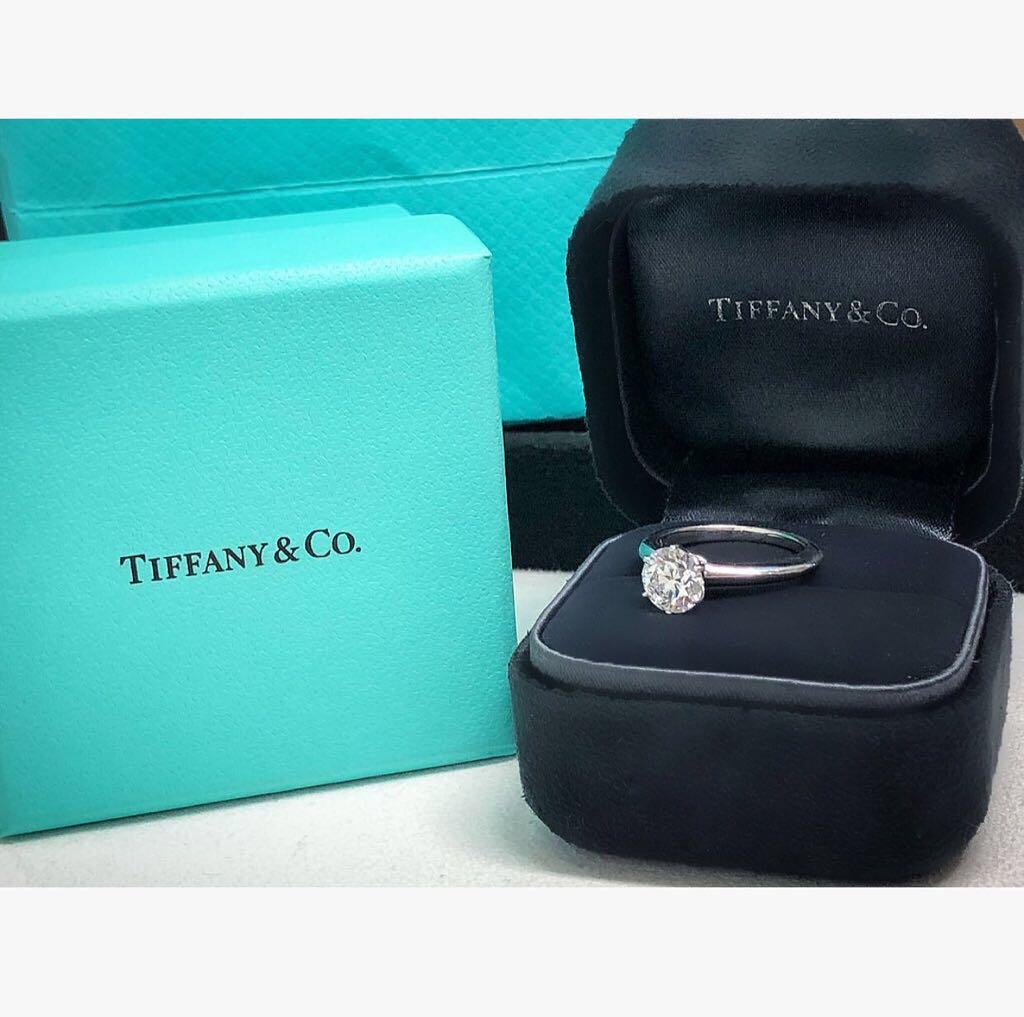 Tiffany & Co. 1.34 Carat Diamond Solitaire Engagement Ring 1