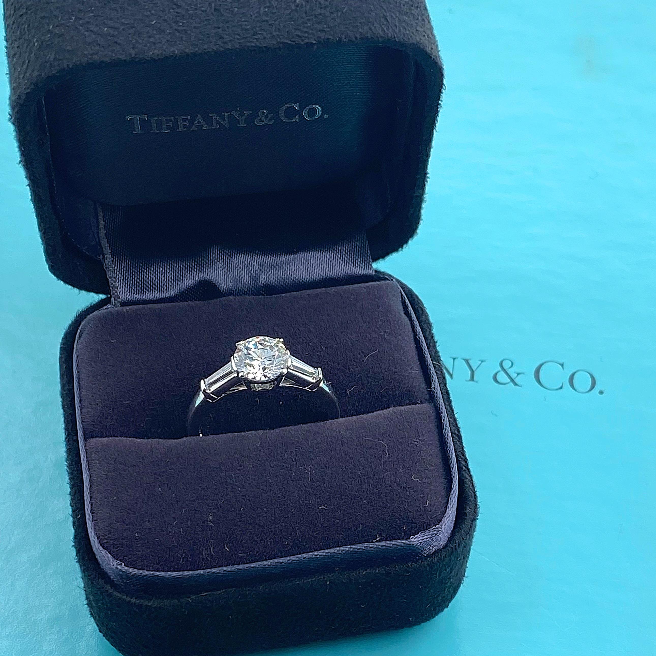 Round Cut Tiffany & Co 1.36 Tcw Round Diamond with Baguette Side Stones Engagement Ring For Sale