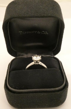 Tiffany & Co. 1.38 Carat VS2, G Color Diamond Solitaire Platinum Engagement Ring