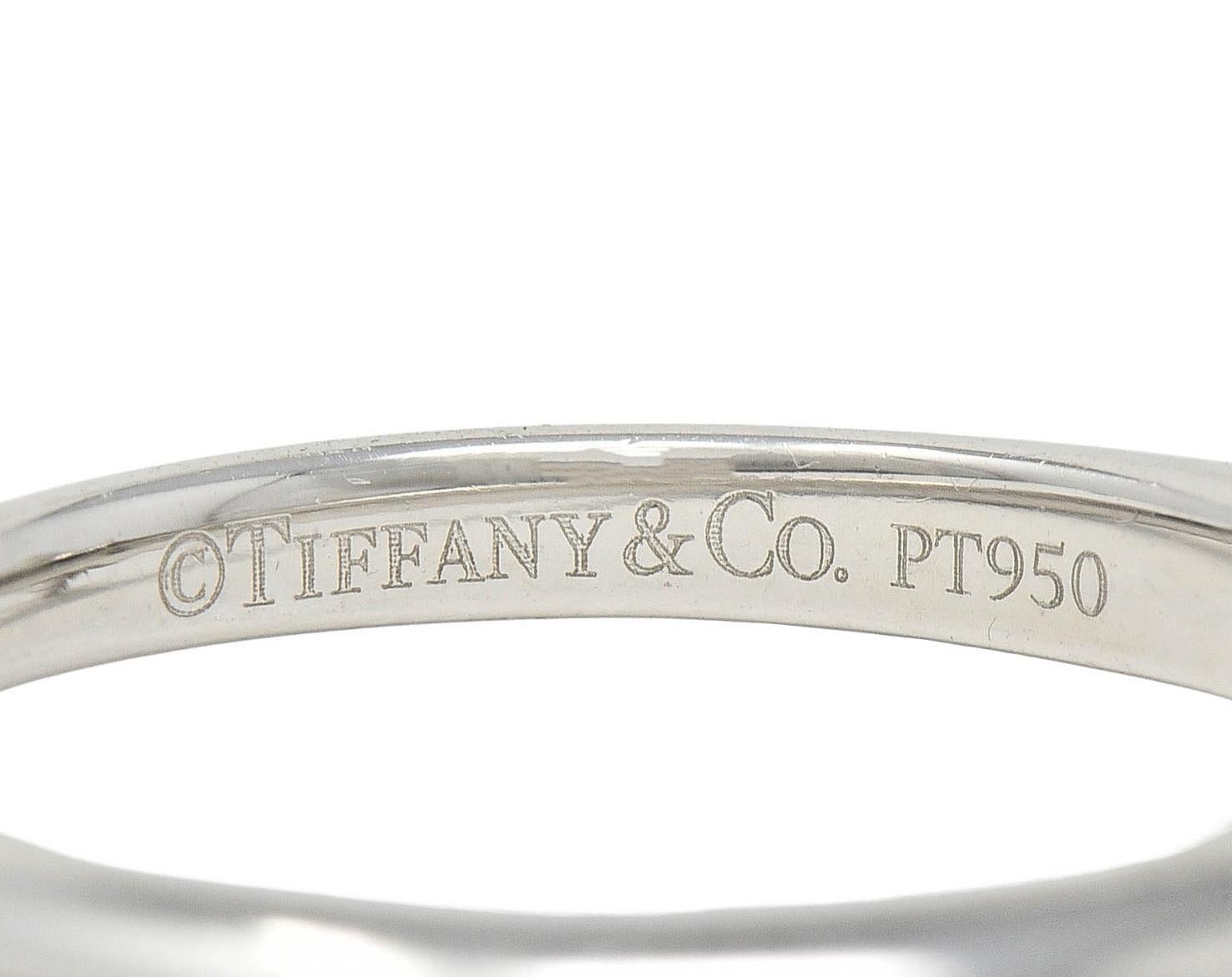 Tiffany & Co. Anello di fidanzamento solitario in platino con diamante tondo e brillante da 1,38 CTW in vendita 4