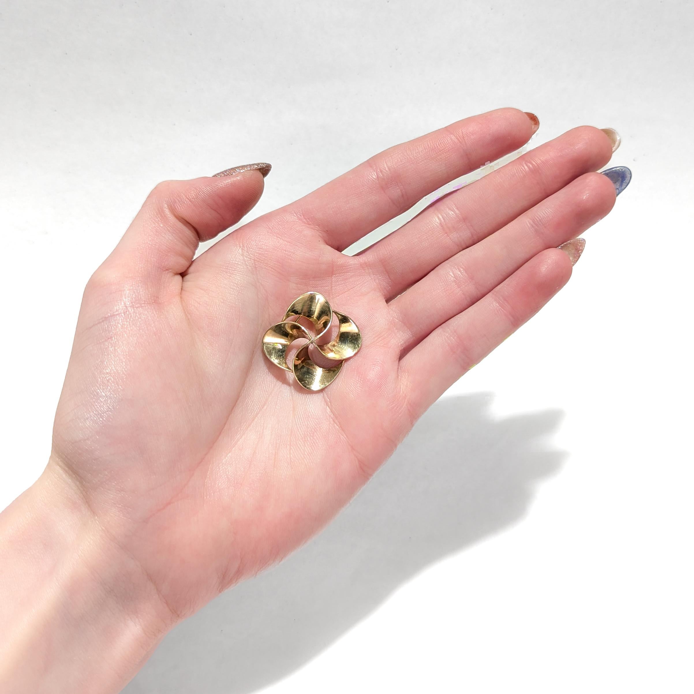 Tiffany & Co. 14 Karat Gold Modern Pin-Wheel Brooch or Pin For Sale 10