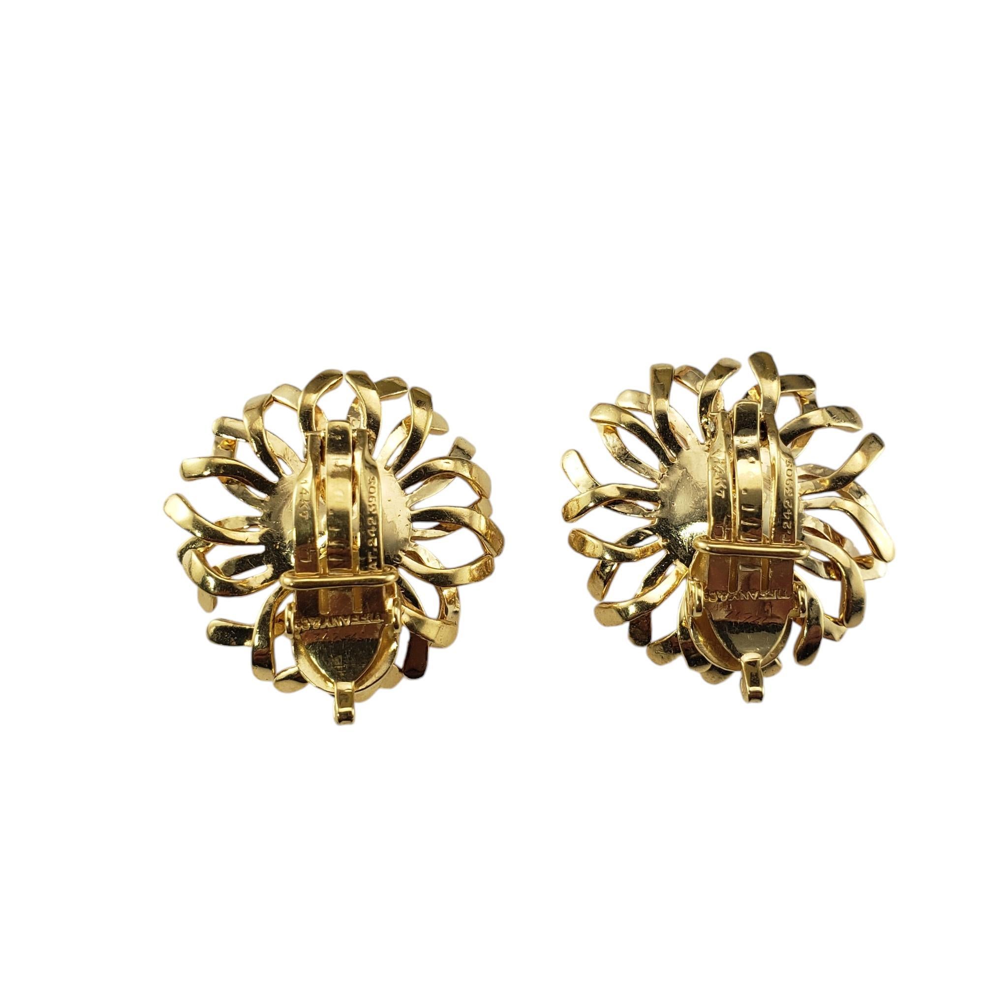 Tiffany & Co. Boucles d'oreilles clips en or jaune 14 carats avec anémone #18644 Bon état - En vente à Washington Depot, CT