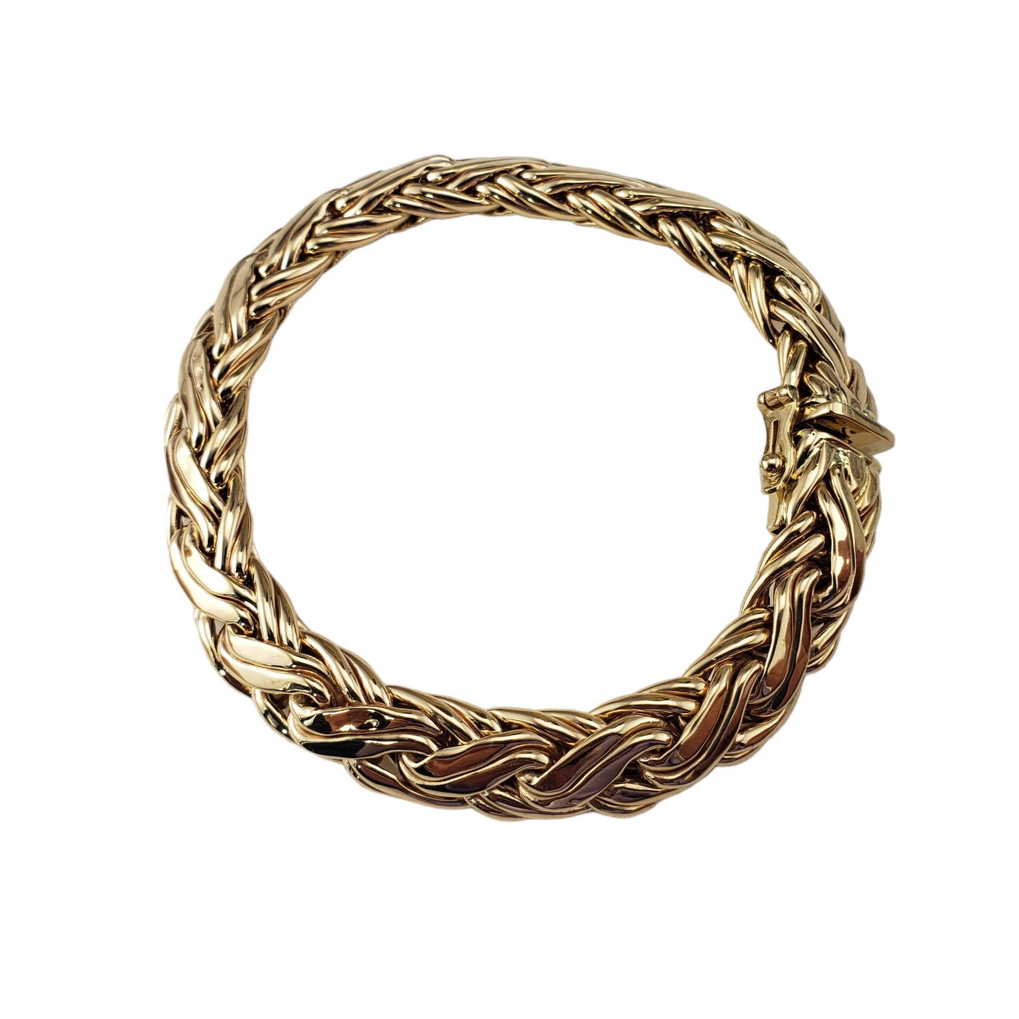 Tiffany & Co. 14 Karat Yellow Gold Byzantine Chain Bracelet-

This elegant byzantine chain bracelet by Tiffany & Co. is crafted in meticulously detailed 14K yellow gold. Width: 9 mm.

Size: fits up to 6.75
