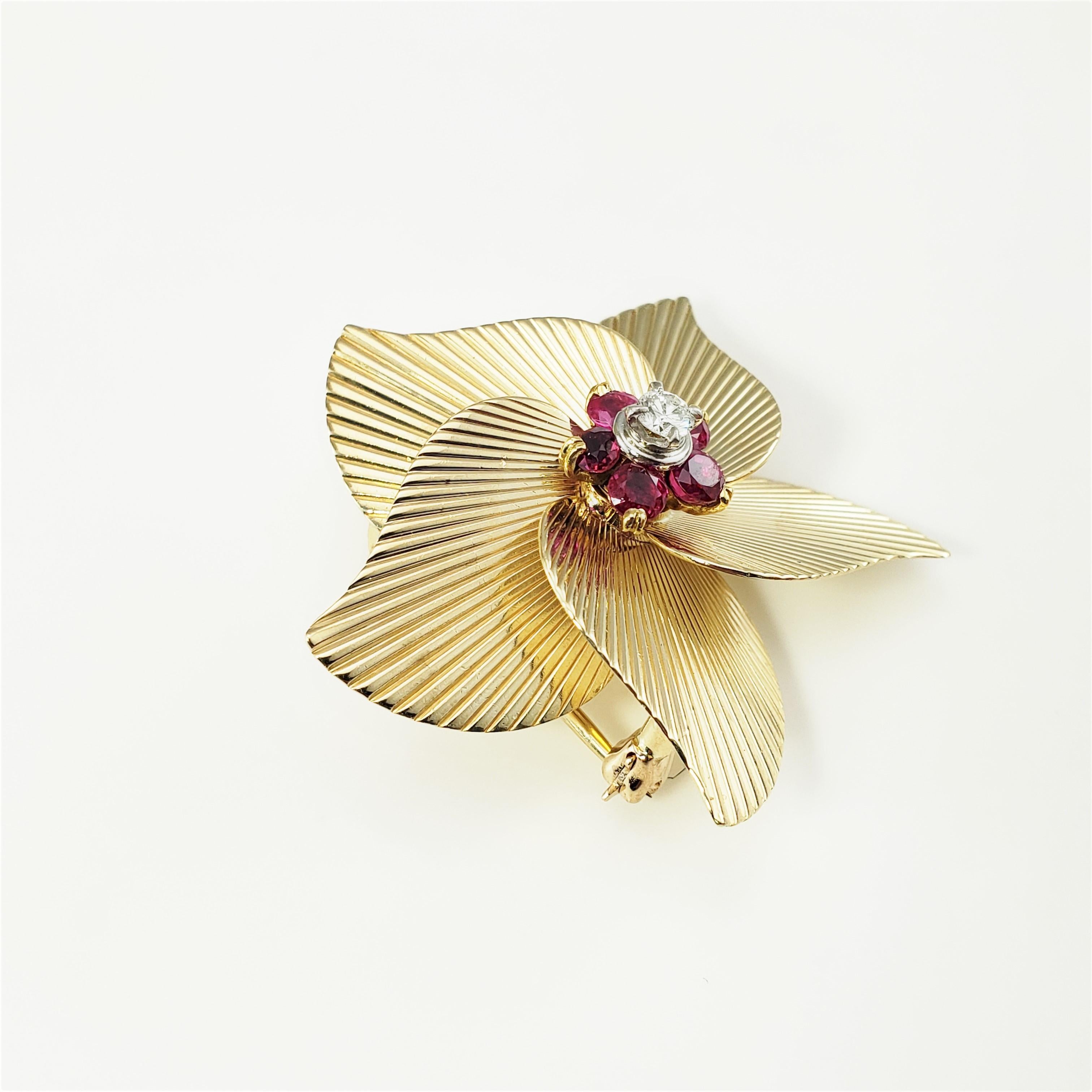 Brosche/Anstecknadel, 14 Karat Gelbgold Rubin und Diamant, von Tiffany & Co. im Angebot 1