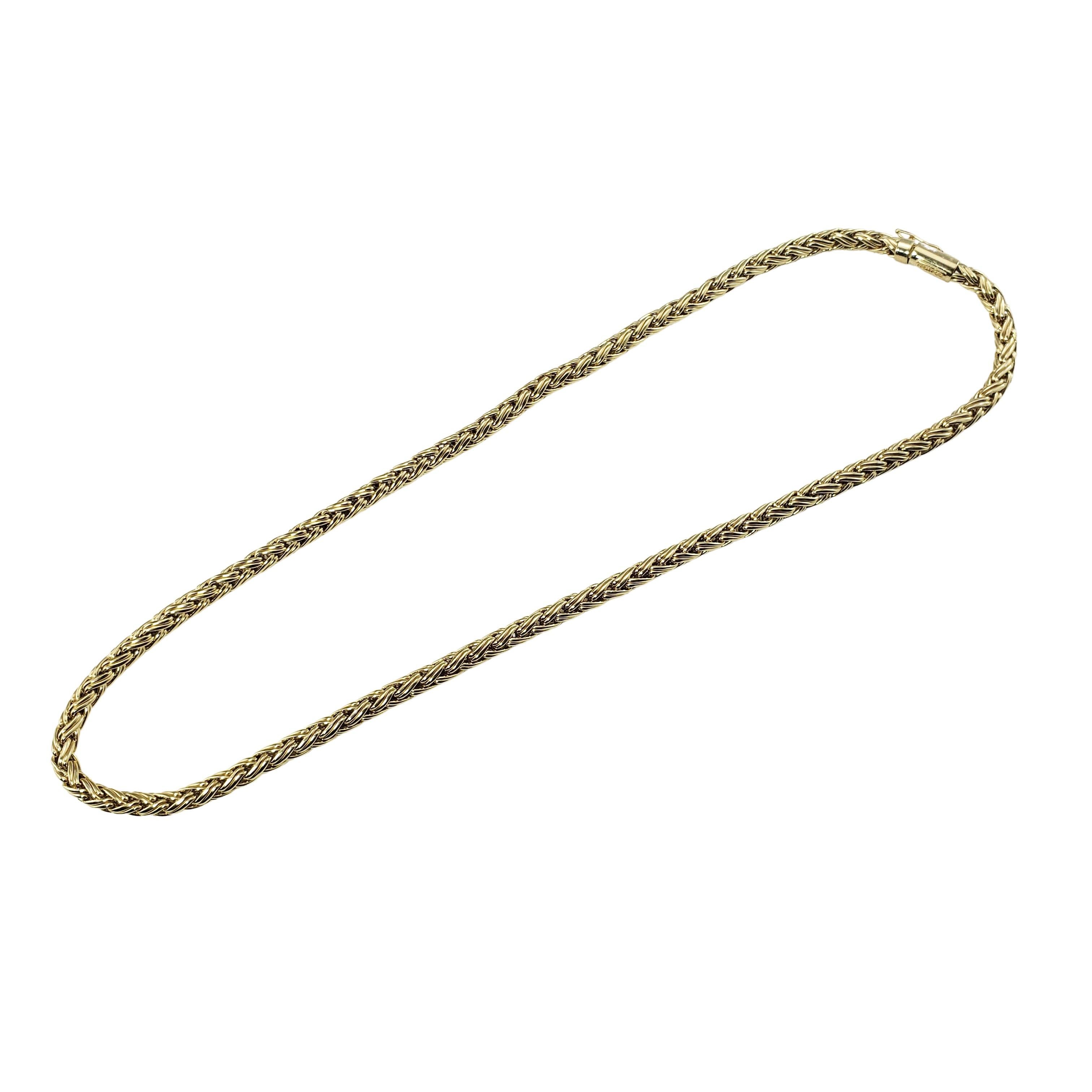 Tiffany & Co. 14 Karat Yellow Gold Wheat Chain Necklace-

This elegant wheat chain necklace by Tiffany & Co. is crafted in beautifully detailed 14K yellow gold.  Width:  4 mm.

Size: 16 inches

Weight:   13.8 dwt. /   21.5 gr.

Hallmark:  Tiffany &