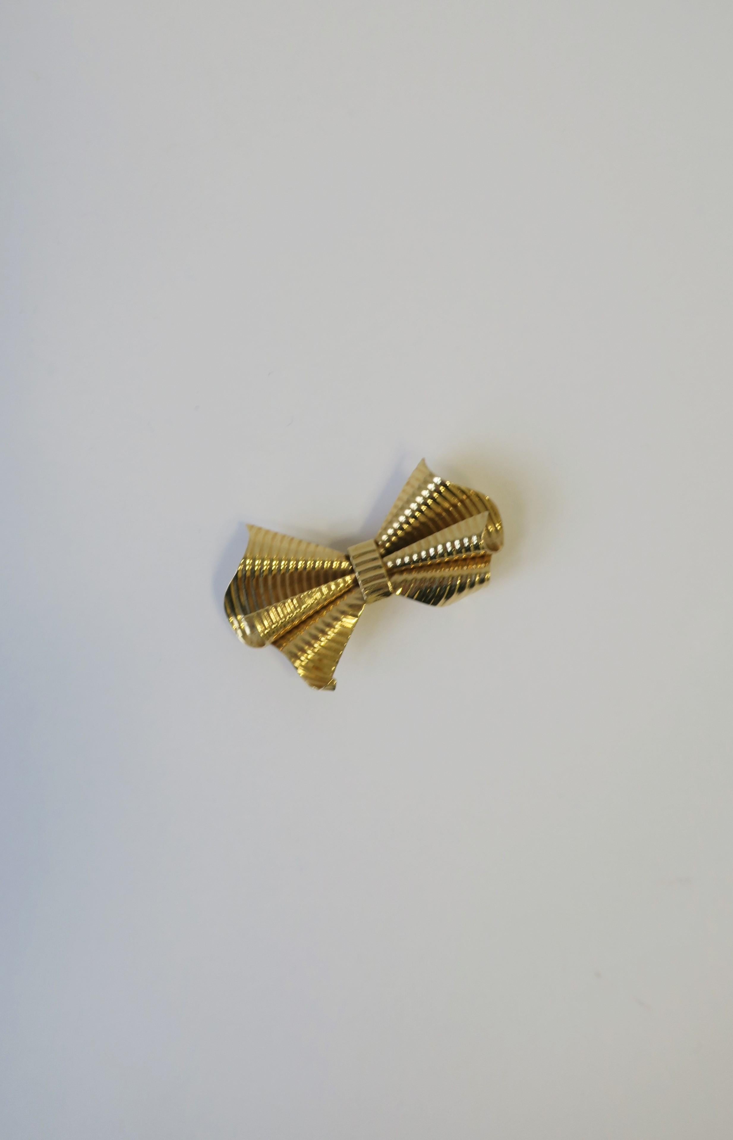 Tiffany & Co. 14-Karat Yellow Gold Bow Pin Brooch 2