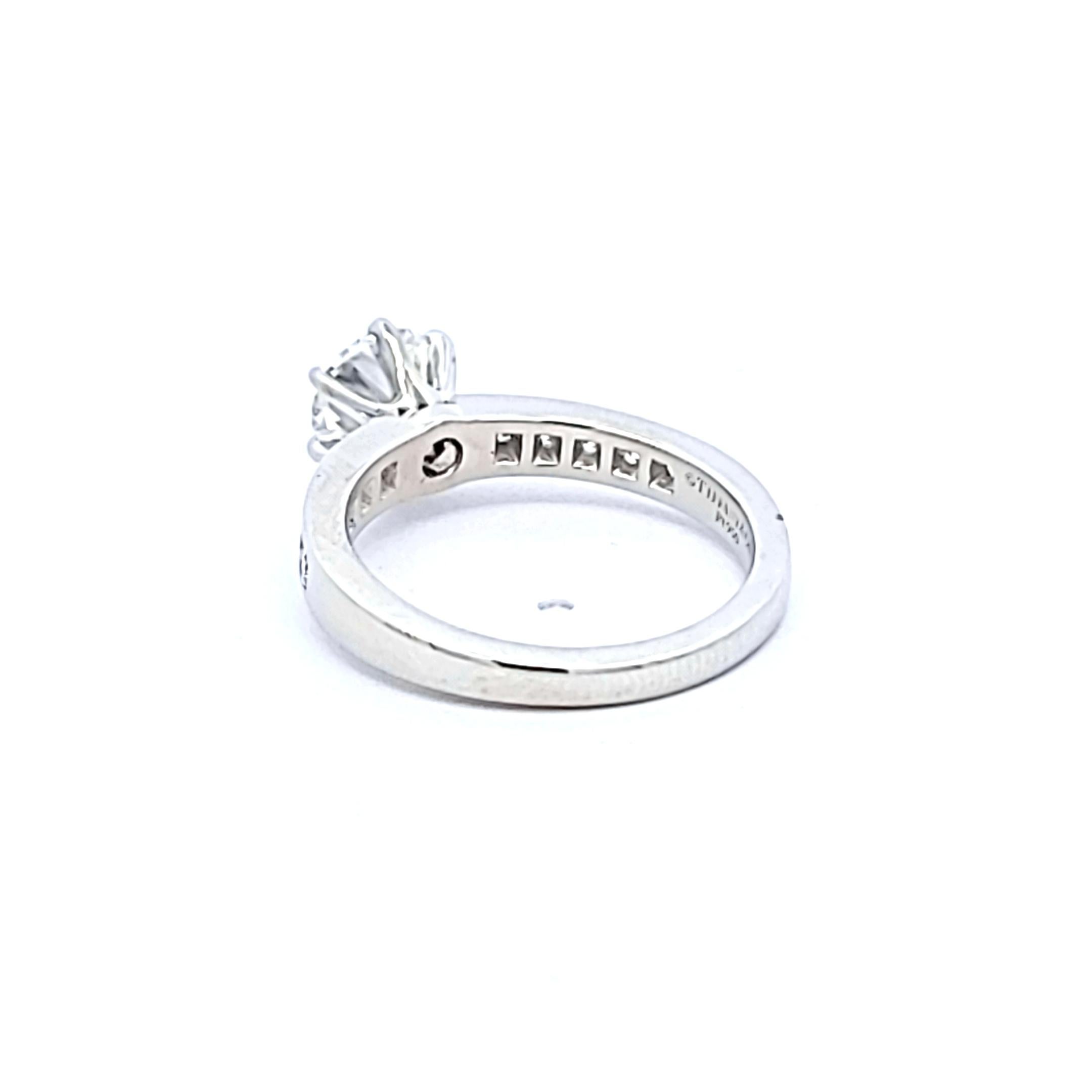 Tiffany & Co 1.49 Carat Round Brilliant Diamond Platinum Engagement Ring For Sale 7