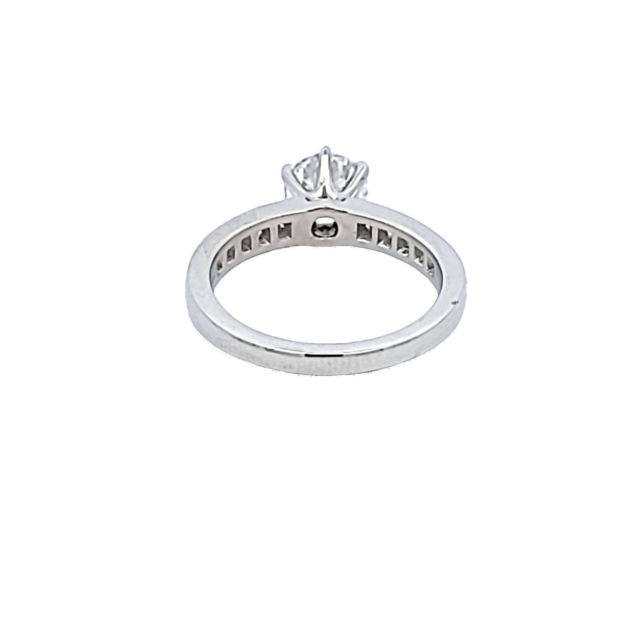Tiffany & Co 1.49 Carat Round Brilliant Diamond Platinum Engagement Ring For Sale 10