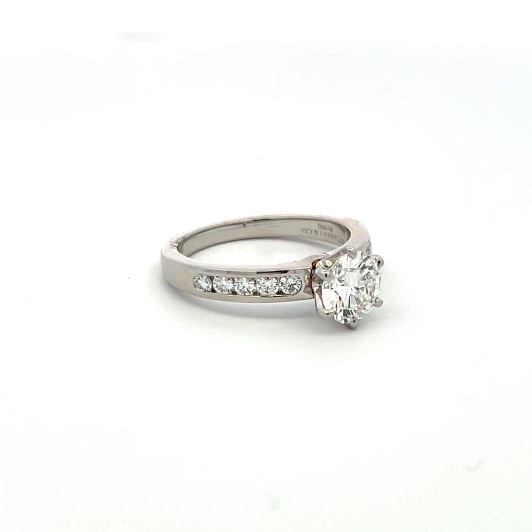 Tiffany & Co 1.49 Carat Round Brilliant Diamond Platinum Engagement Ring For Sale 2