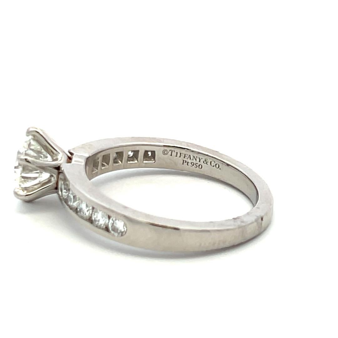 Tiffany & Co 1.49 Carat Round Brilliant Diamond Platinum Engagement Ring For Sale 3