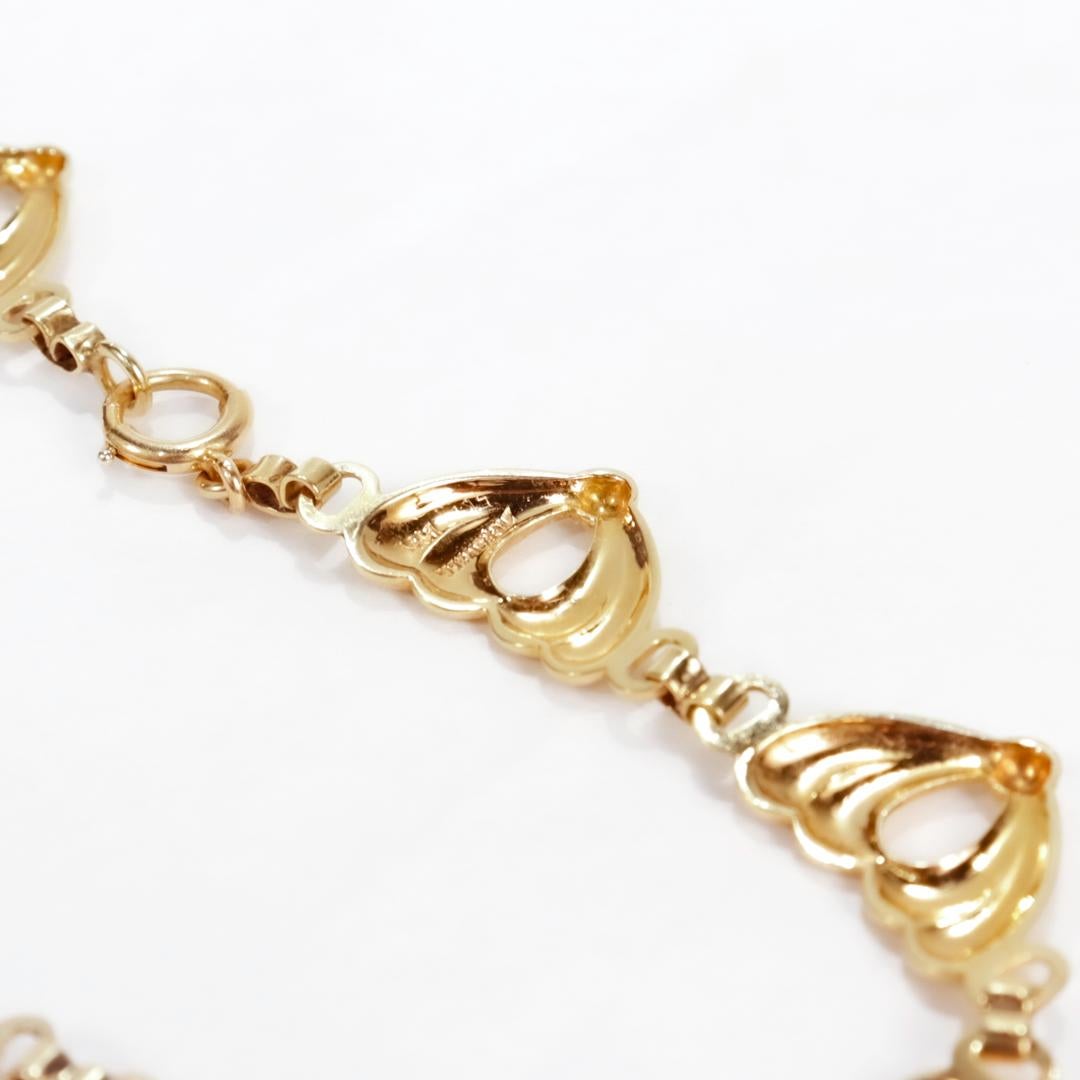 Tiffany & Co. 14k Gold Heart Shaped Link Necklace For Sale 5