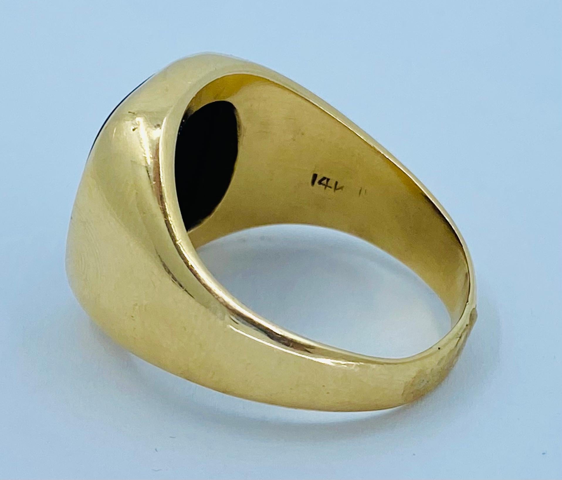 Tiffany & Co. 14k Gold Signet Ring Bloodstone In Good Condition For Sale In Beverly Hills, CA