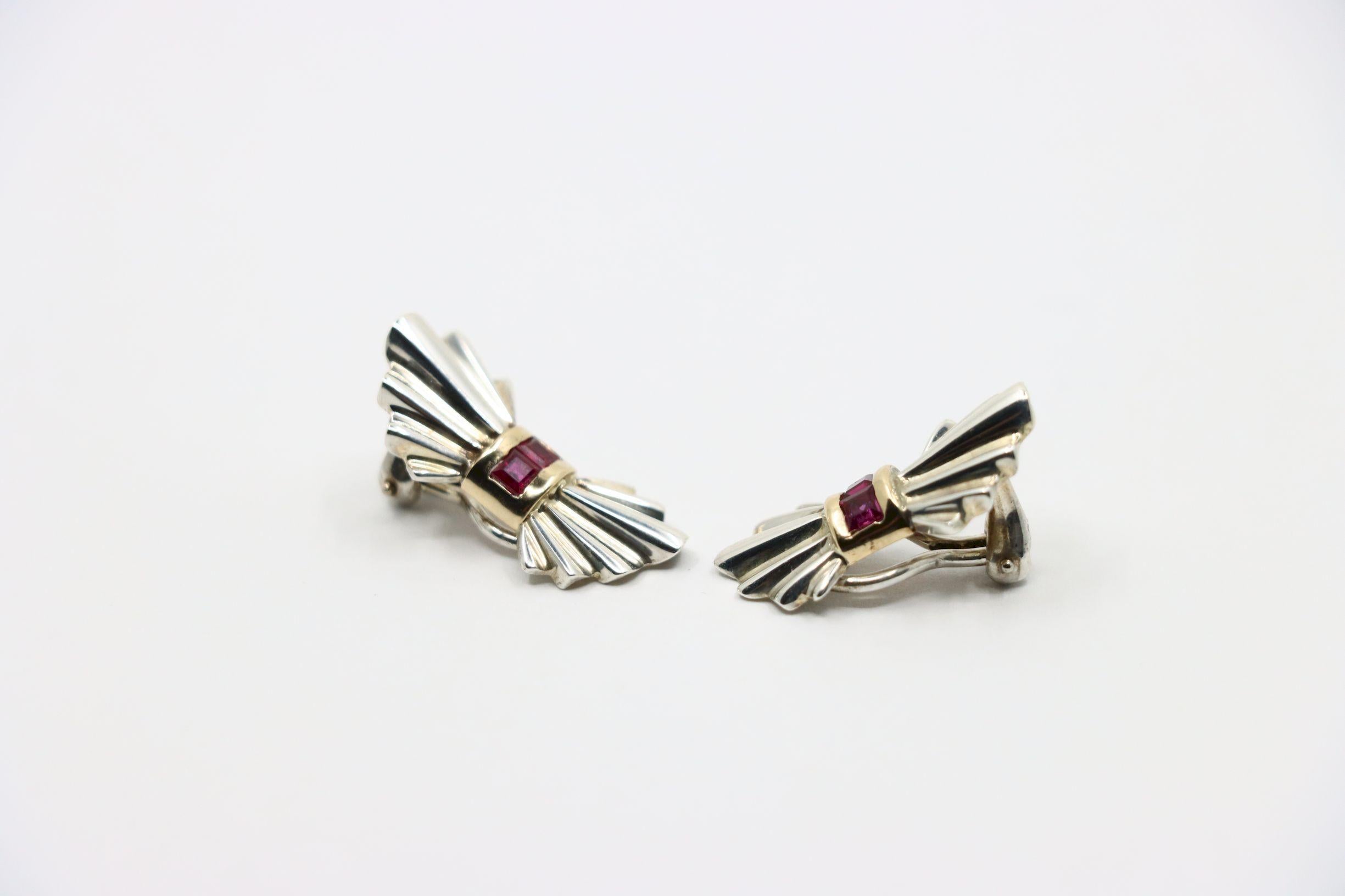 Tiffany & Co. 14K Gold Silver Ruby Bow Clip Earrings In Good Condition For Sale In Flushing, NY