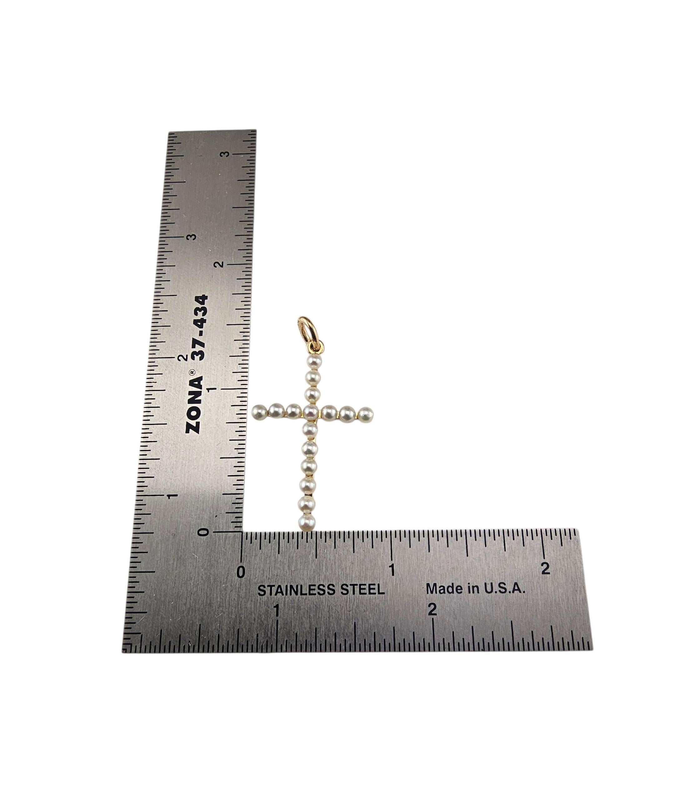  Tiffany & Co. Pendentif croix en or jaune 14K et perles #23558 Pour femmes 