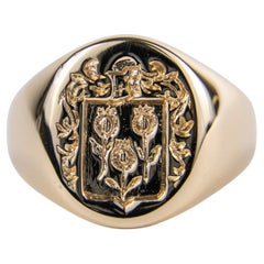 Tiffany & Co. 14k Yellow Gold Crest Signet Ring Vintage Roses Motif