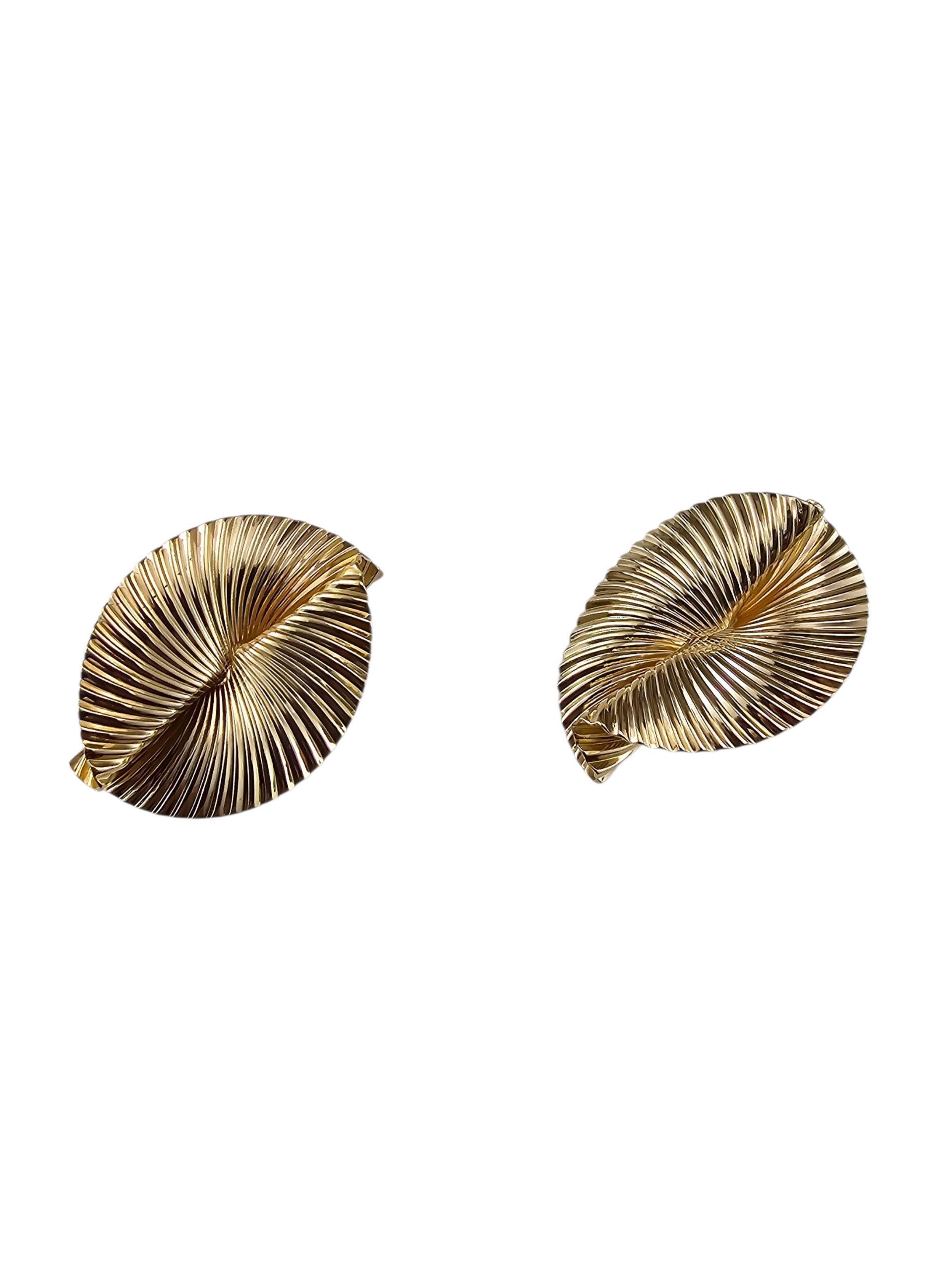 Contemporaneo Tiffany & Co. Orecchini a clip scanalati in oro giallo 14K con astuccio #23712 in vendita