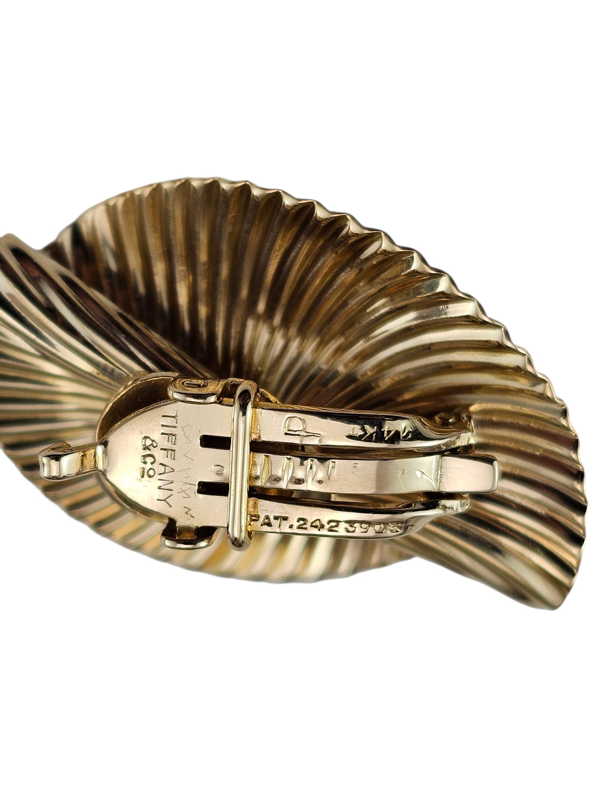 Tiffany & Co. Orecchini a clip scanalati in oro giallo 14K con astuccio #23712 in vendita 1