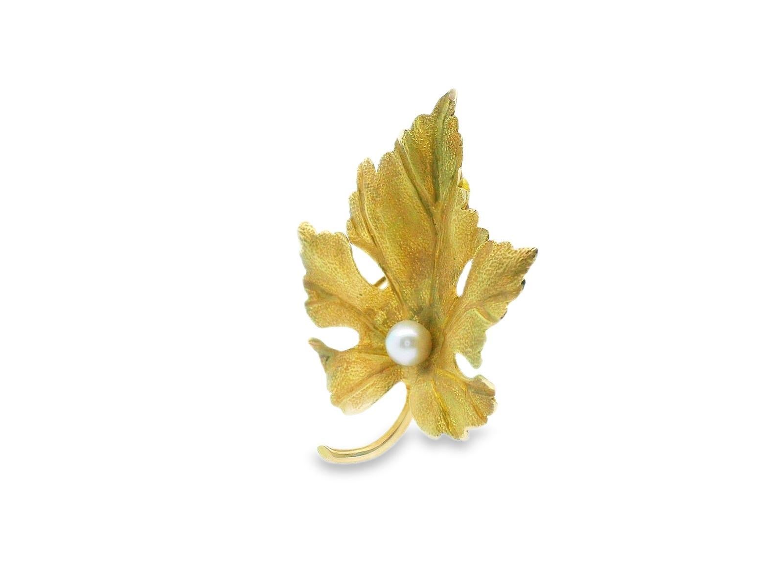 Tiffany & Co. 14k Yellow Gold Hedges Pearl Brooch In Good Condition For Sale In Lexington, KY