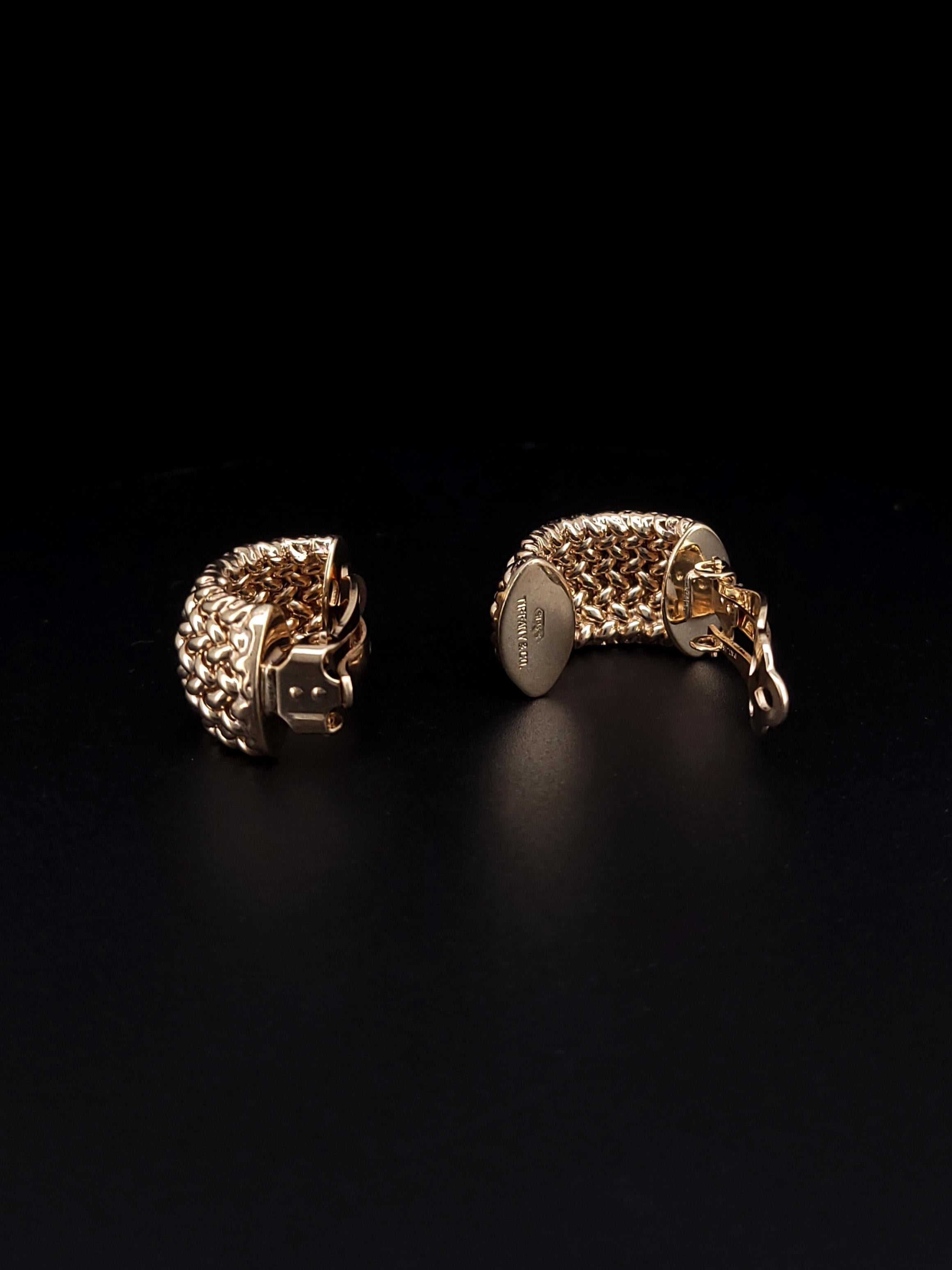 Tiffany & Co. 14k Yellow Gold Huggie Clip On Earrings In Excellent Condition For Sale In New York, NY