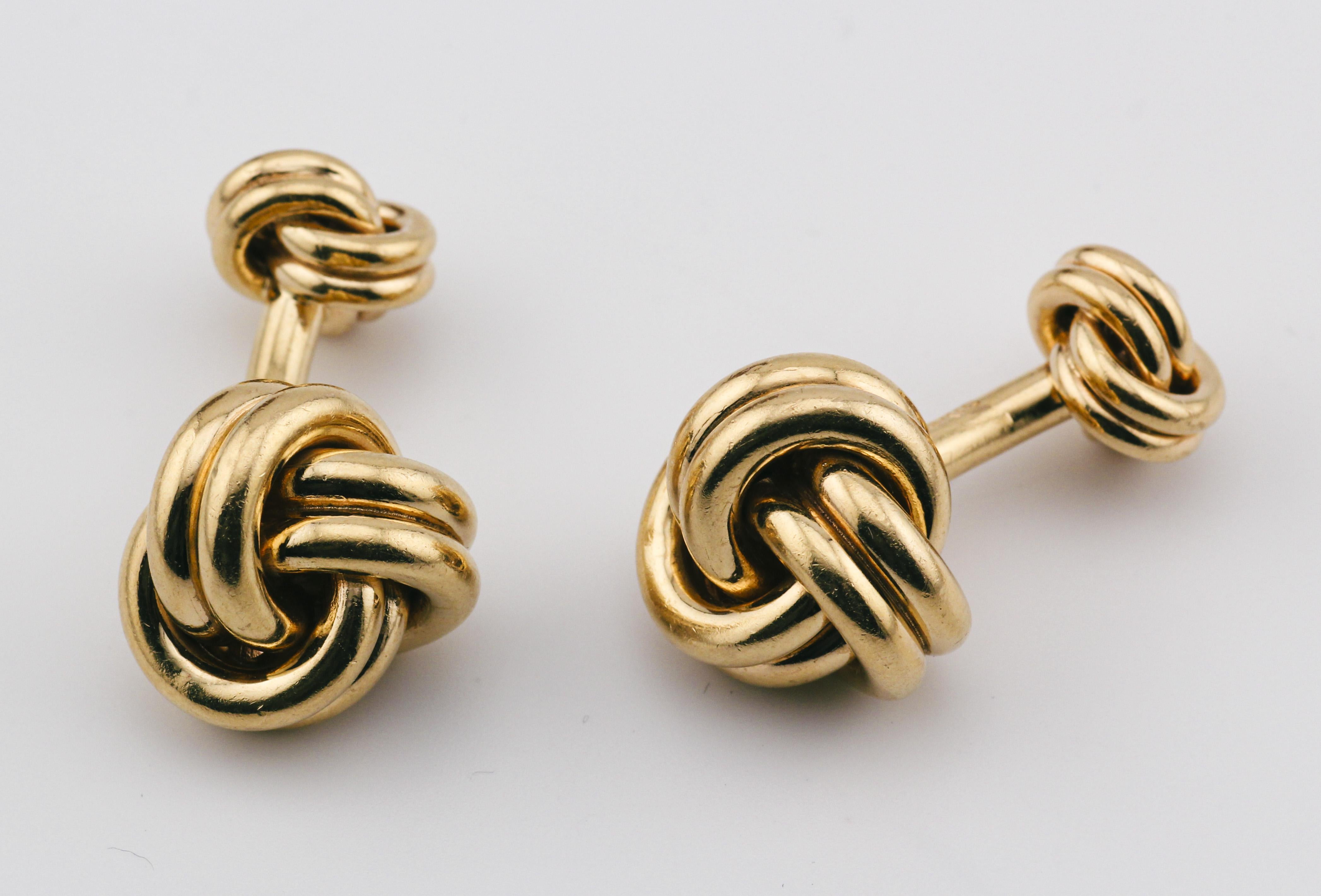 Tiffany & Co. 14K Yellow Gold Knot Cufflinks and 4 Studs Set For Sale 2