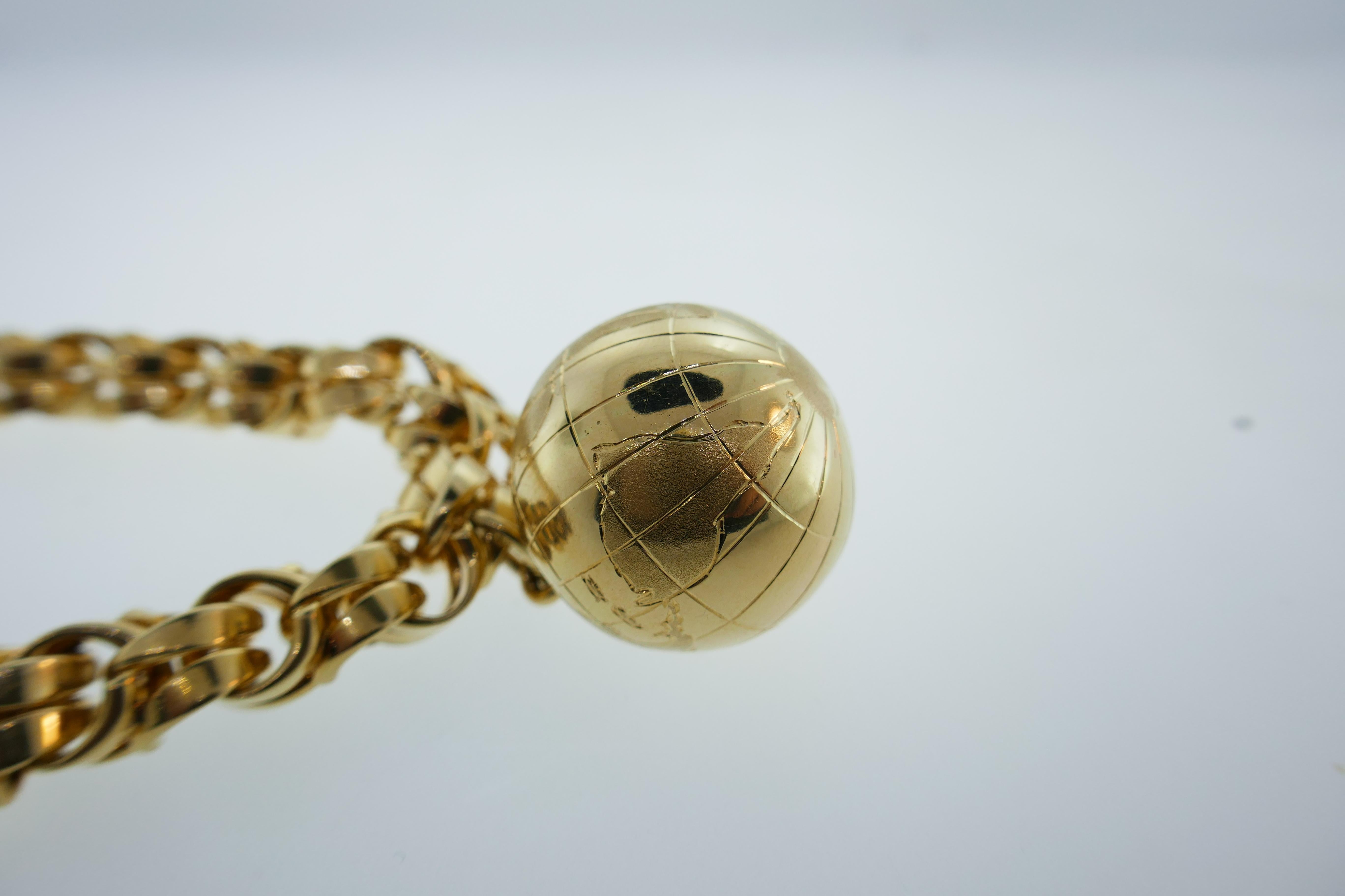 Women's or Men's Tiffany & Co. 14 Karat Yellow Gold Link Bracelet with Globe Charm Vintage