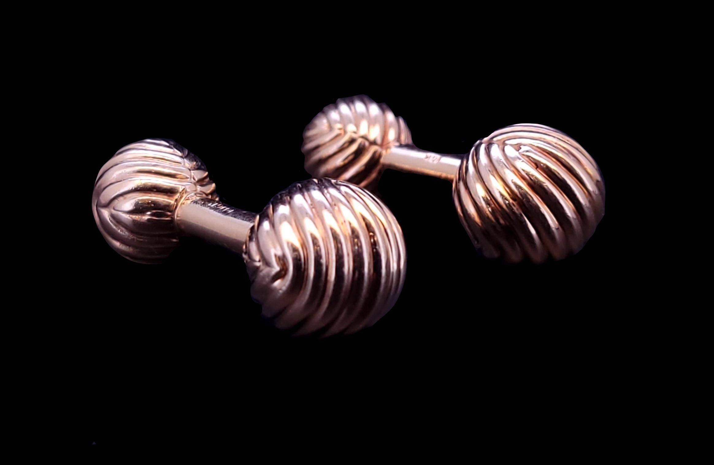 Gemelli da uomo Tiffany & Co. in oro giallo 14K In condizioni ottime in vendita a New York, NY