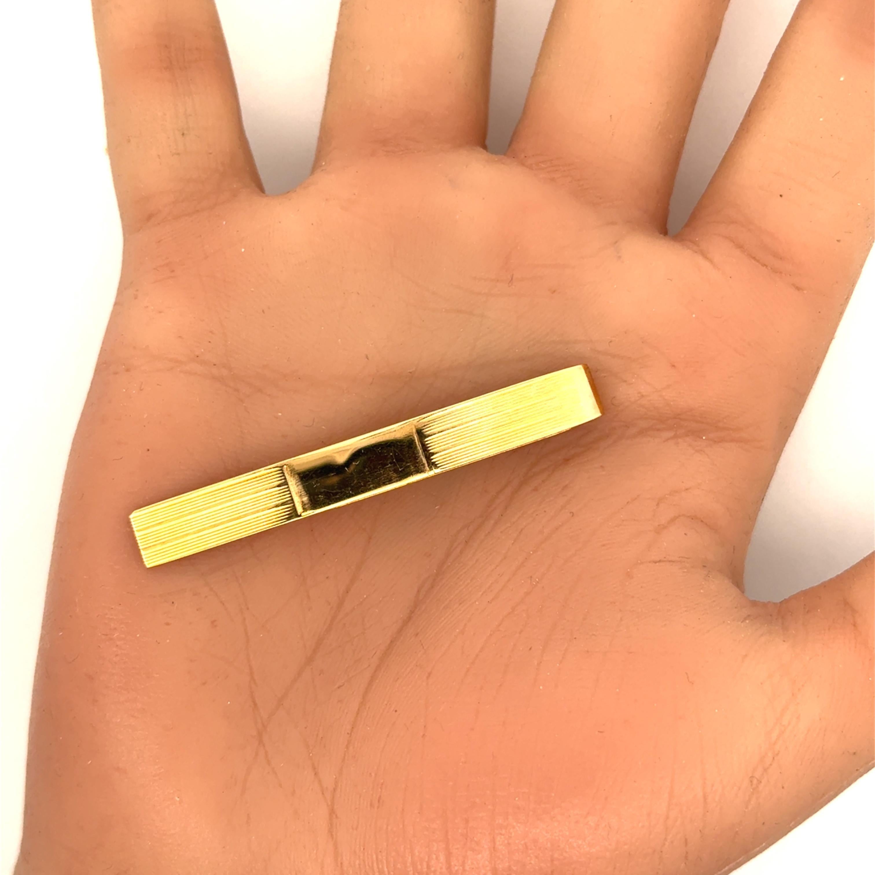 Spilla per cravatta da uomo in oro giallo 14K di Tiffany & Co. in vendita 2