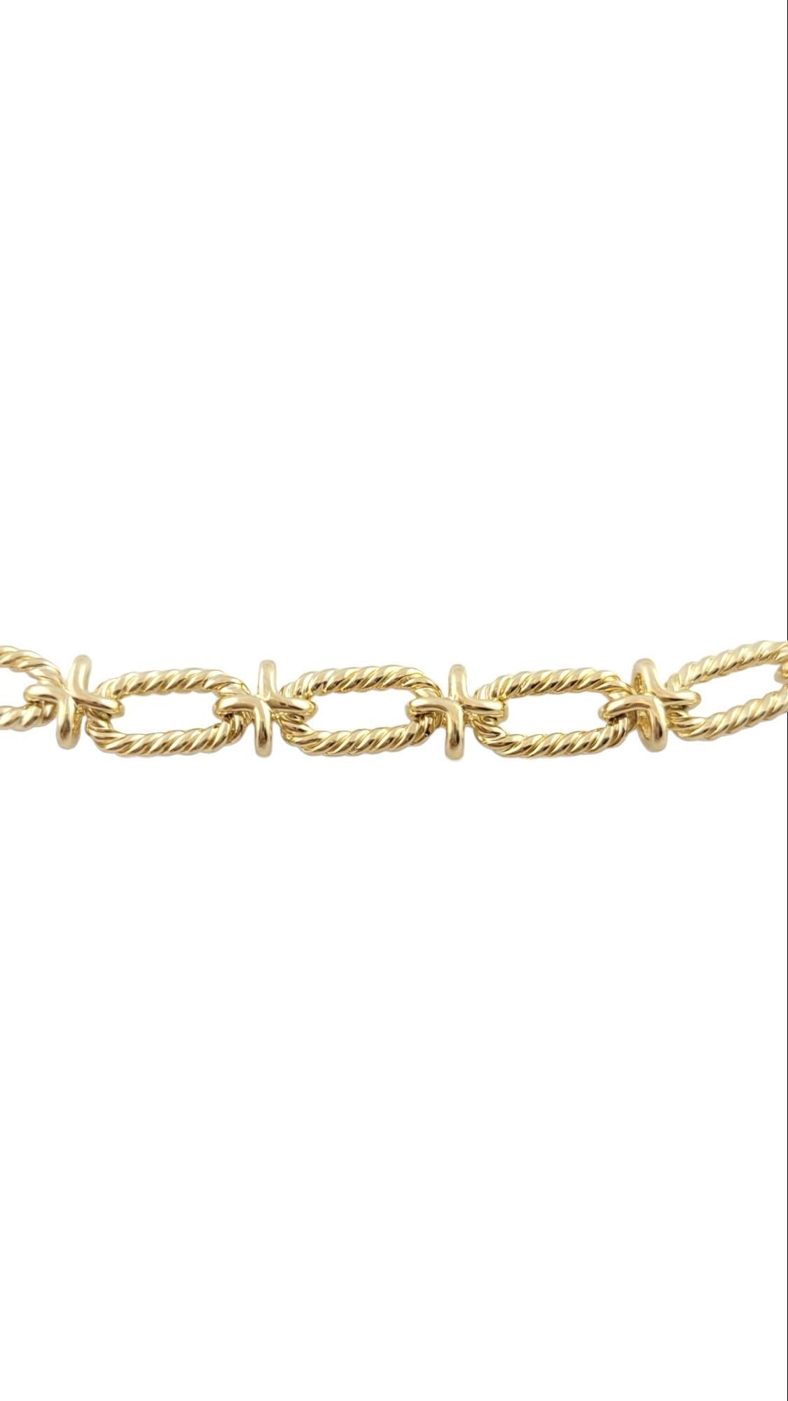 Vintage Tiffany & Co. 14K Yellow Gold Oval Link Ribbed Chain

This gorgeous 14K gold Tiffany & Co chain has a beautiful oval link pattern and ribbed texture!

Chain length: 24