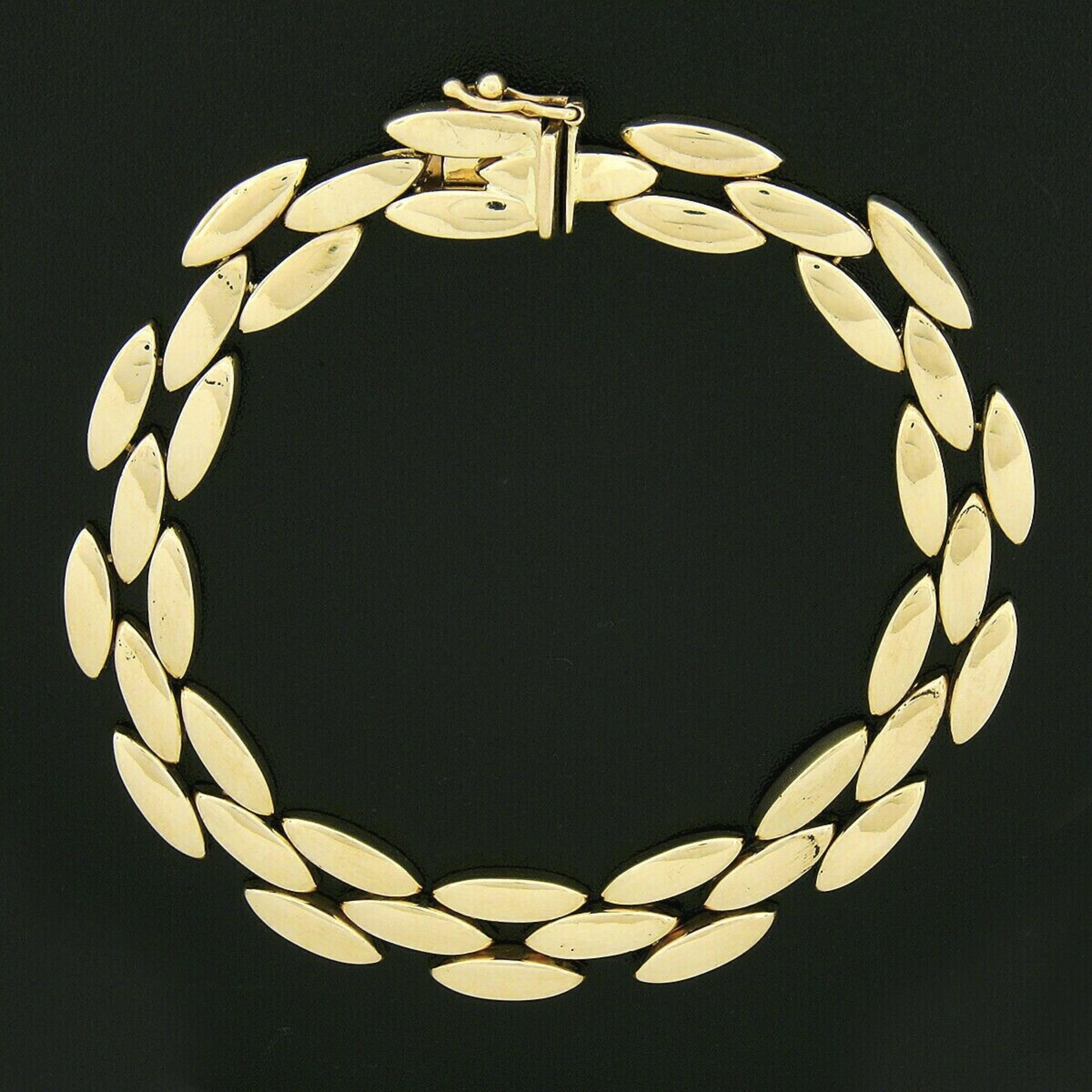 Tiffany & Co. 14k Yellow Gold Polished Panther Link Triple 3 Row Chain Bracelet In Good Condition In Montclair, NJ