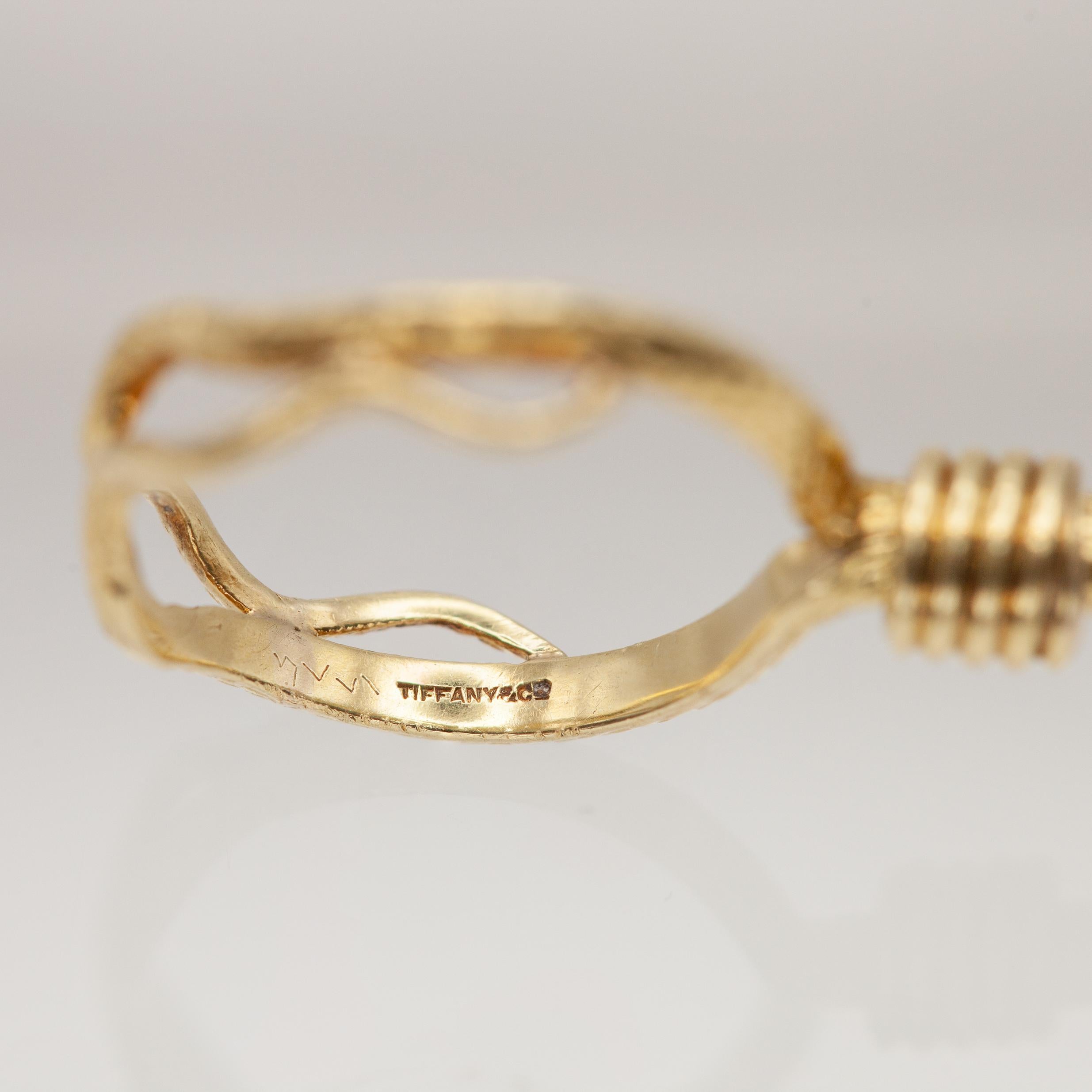Anillo portacigarrillos Tiffany & Co. de oro amarillo de 14 quilates con motivo de serpiente circa 1940s en venta 6