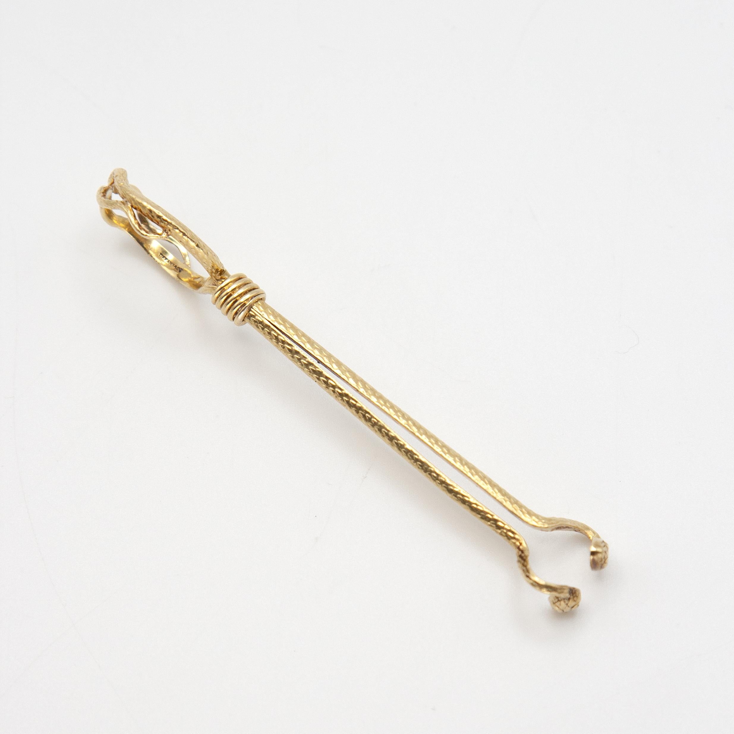 Anillo portacigarrillos Tiffany & Co. de oro amarillo de 14 quilates con motivo de serpiente circa 1940s en venta 3